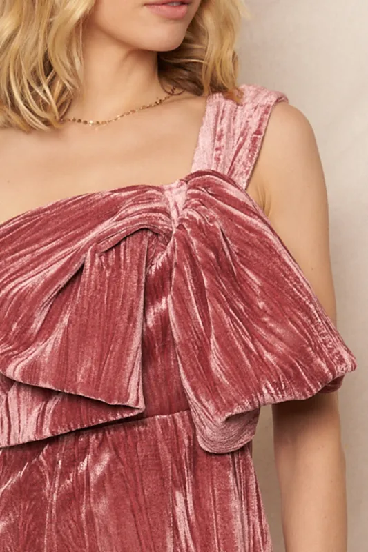 Play Hard Velvet Dress sold by En Creme