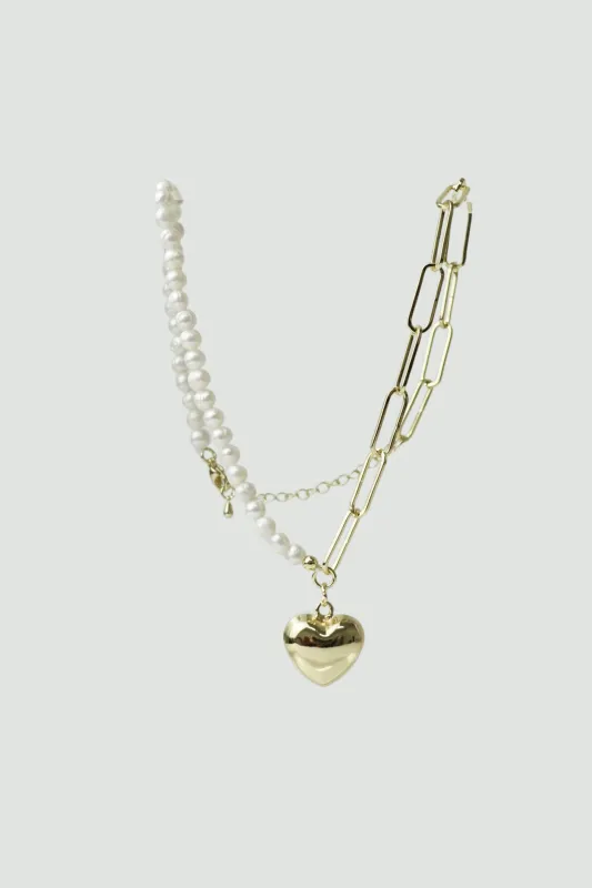 Loren Necklace made by En Creme