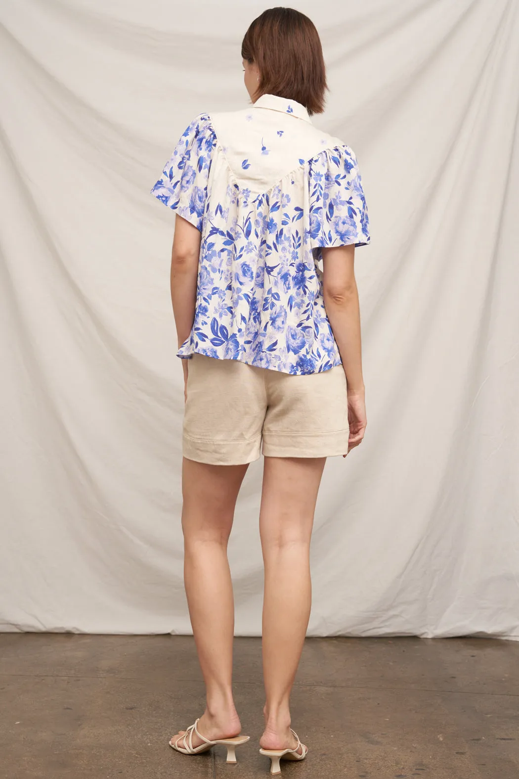 Majolica Button Down sold by En Creme product image thumbnail 5