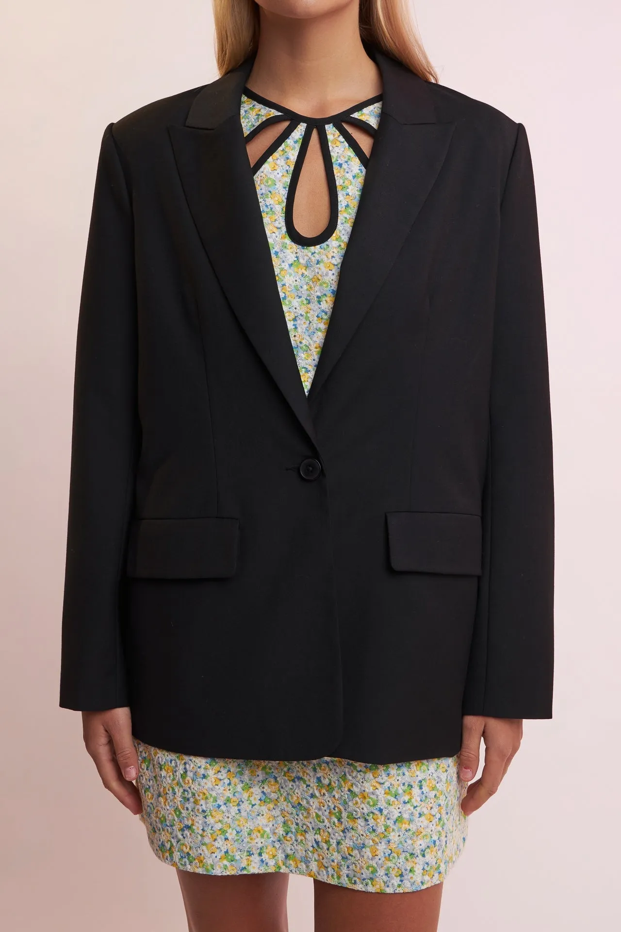 Single Breasted Long Sleeve Blazer sold by Endless Rose product image thumbnail 2