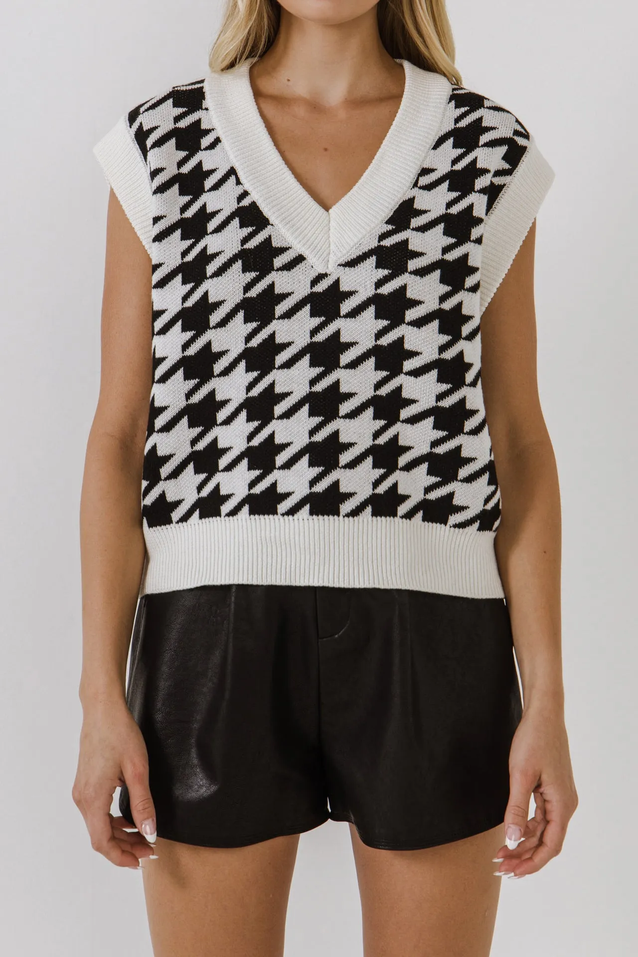 Houndstooth Sweater Vest sold by Endless Rose product image thumbnail 2