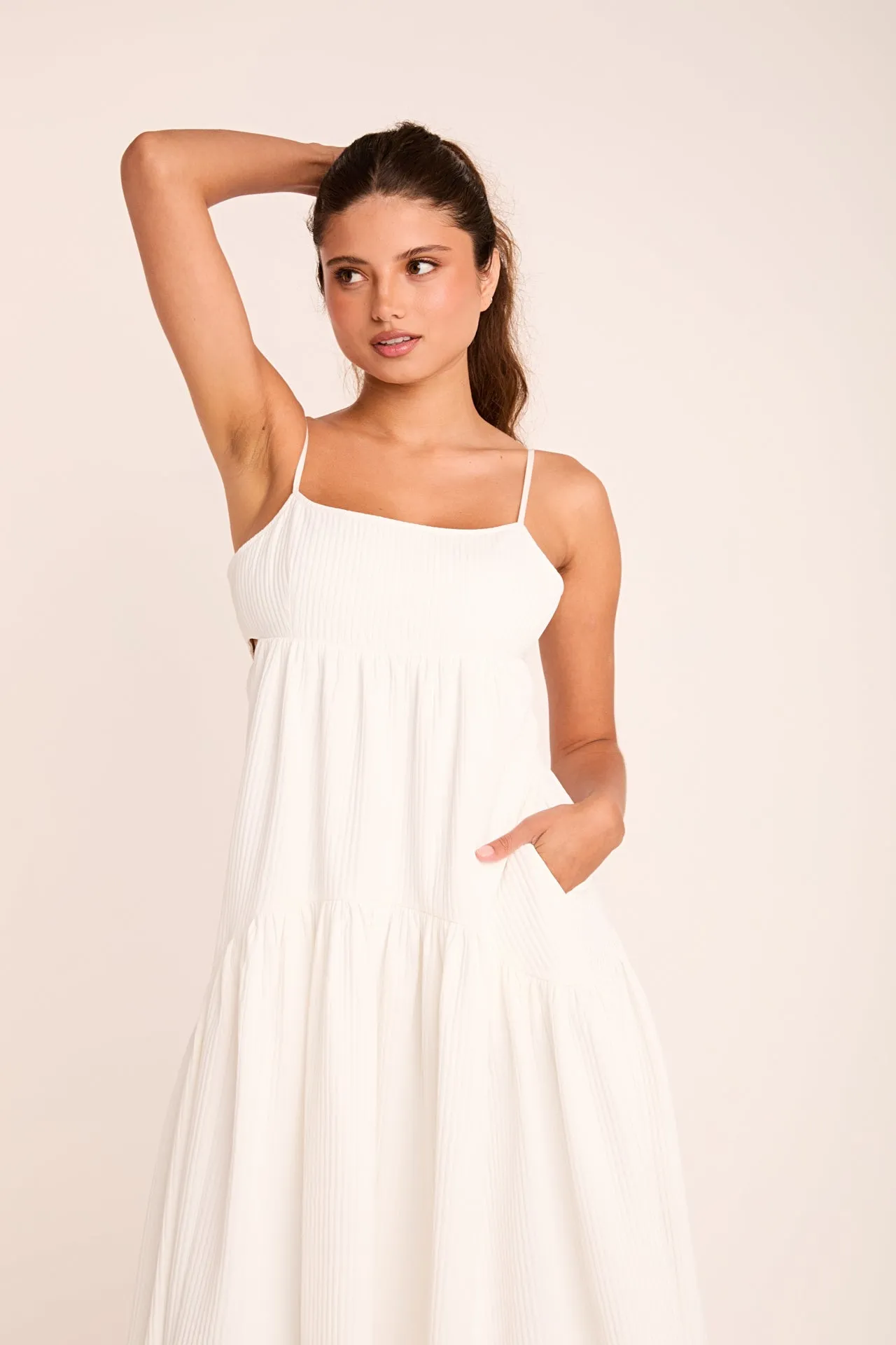 Evelyn Sleeveless Textured Cutout Maxi Dress sold by Endless Rose product image thumbnail 5