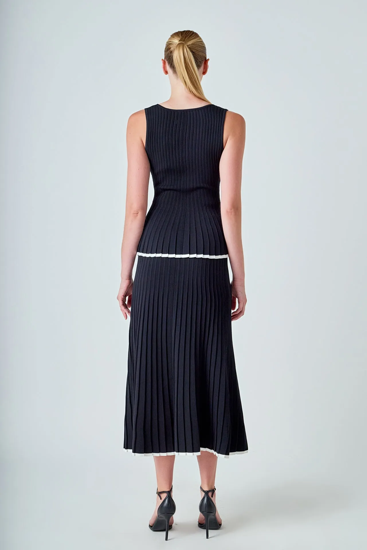 Knit Pleated Tipped Sleeveless Top sold by Endless Rose product image thumbnail 5