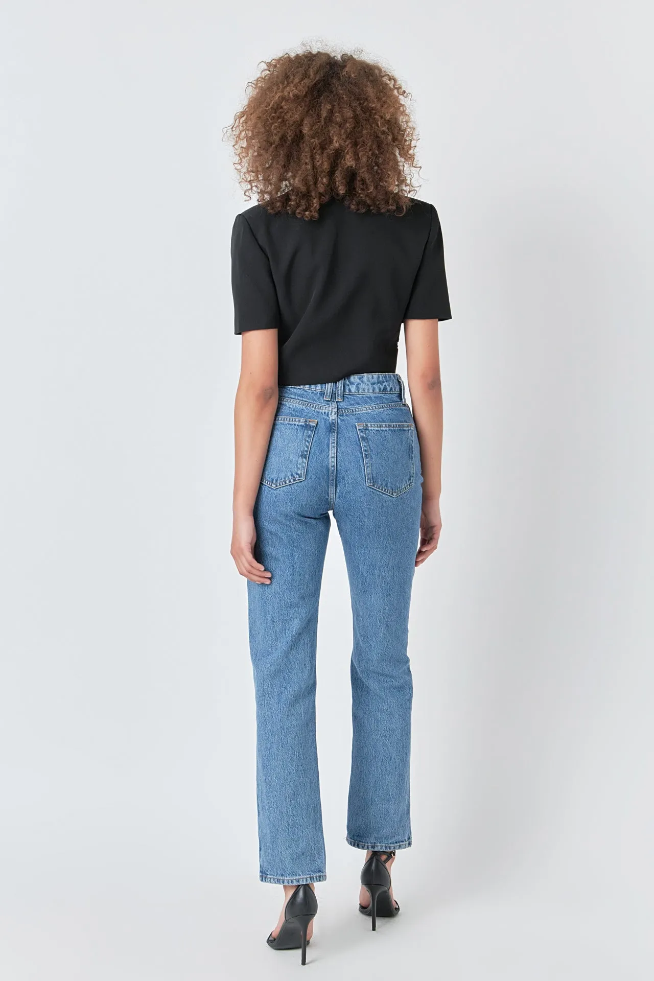 Cropped Short Sleeve Blazer - Final Sale sold by Endless Rose product image thumbnail 4