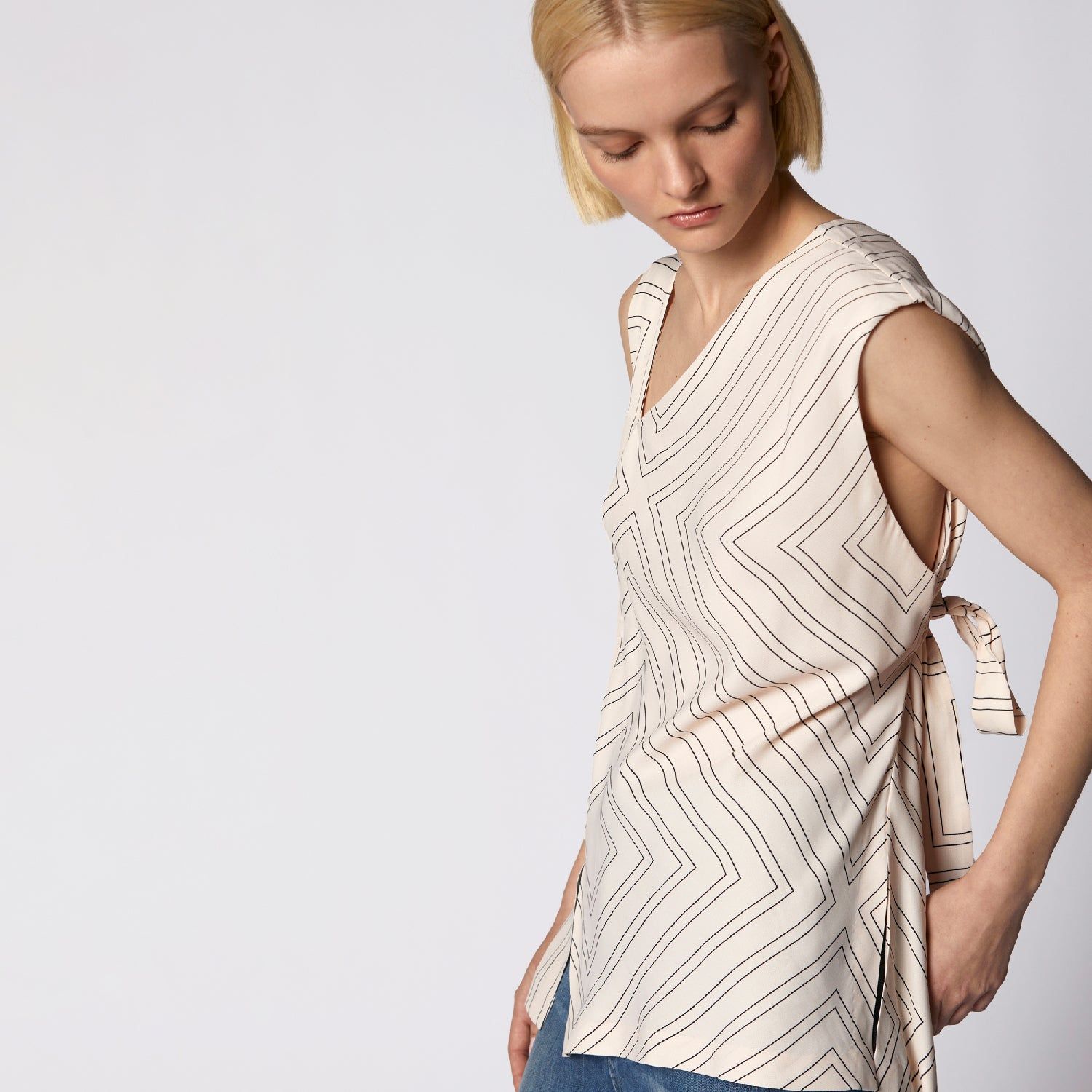 SOLEA SLEEVELESS TOP sold by Equipment product image thumbnail 5