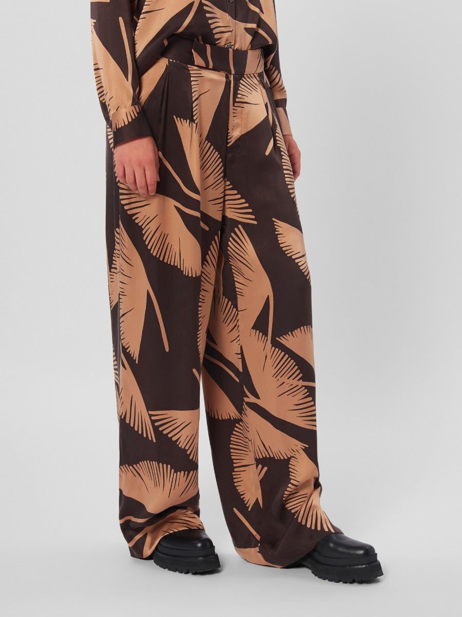 SAGANNE SILK SATIN PANT sold by Equipment product image thumbnail 3