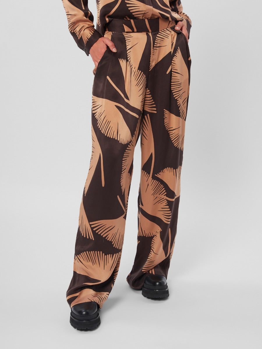 SAGANNE SILK SATIN PANT sold by Equipment product image thumbnail 2