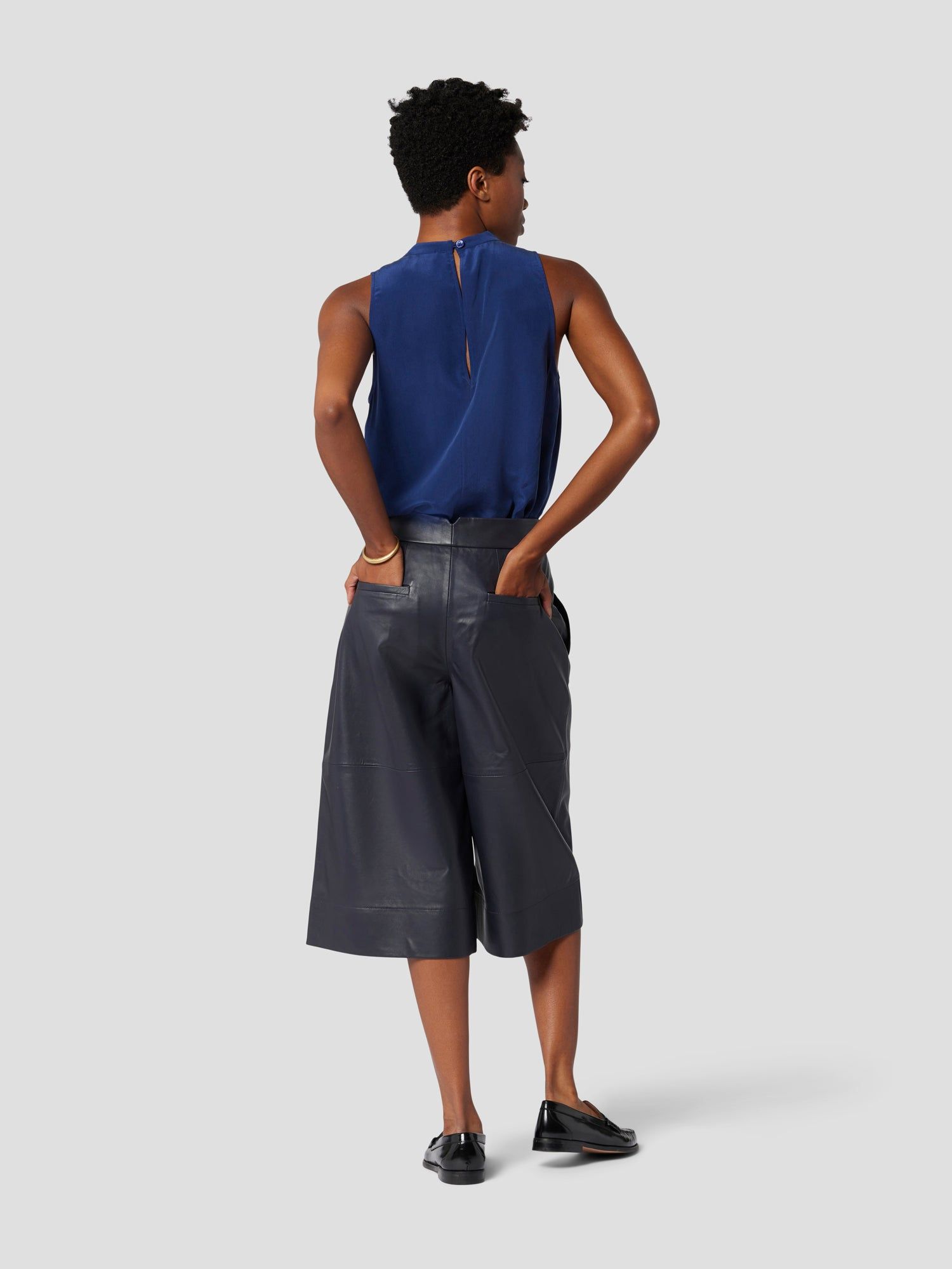 PERI SILK SHIRT sold by Equipment product image thumbnail 6