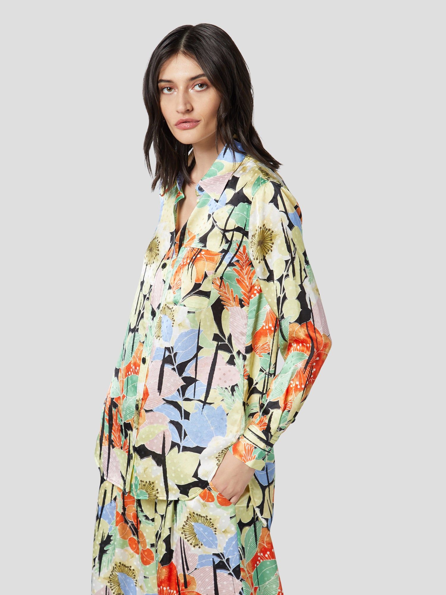 BRADNER SILK SHIRT sold by Equipment product image thumbnail 4