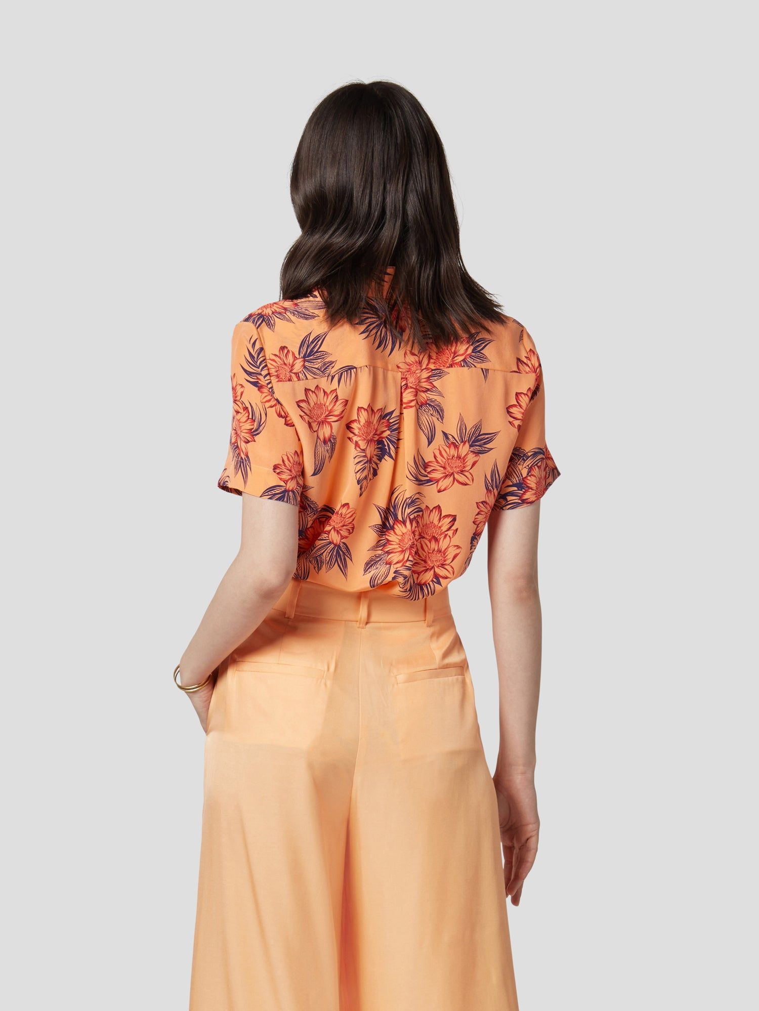SHORT SLEEVE ESSENTIAL SILK SHIRT sold by Equipment product image thumbnail 4