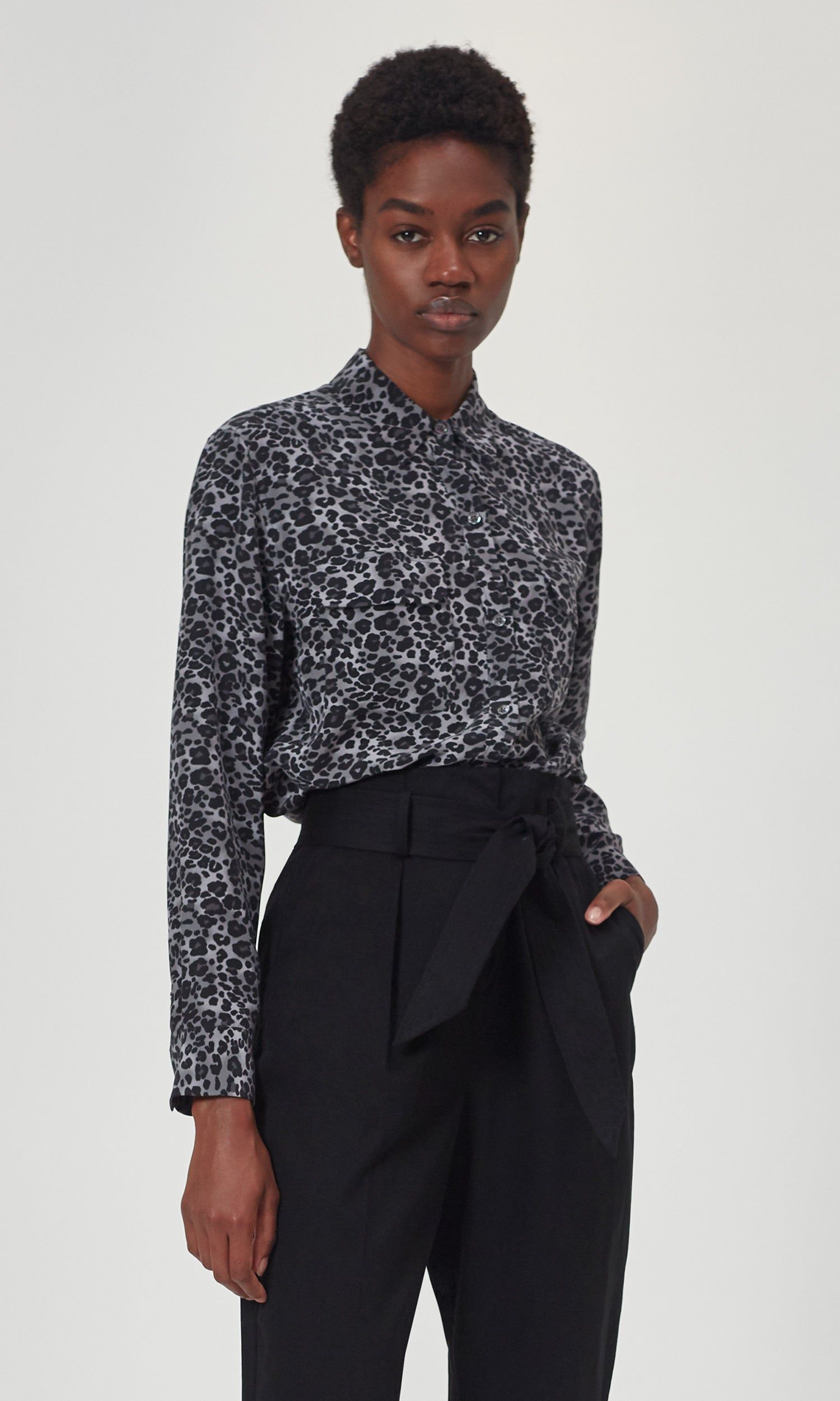 SIGNATURE SILK SHIRT sold by Equipment product image thumbnail 2