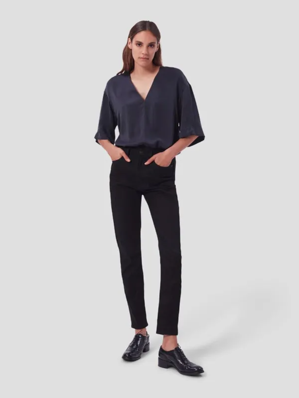 AKILAH SILK TOP sold by Equipment