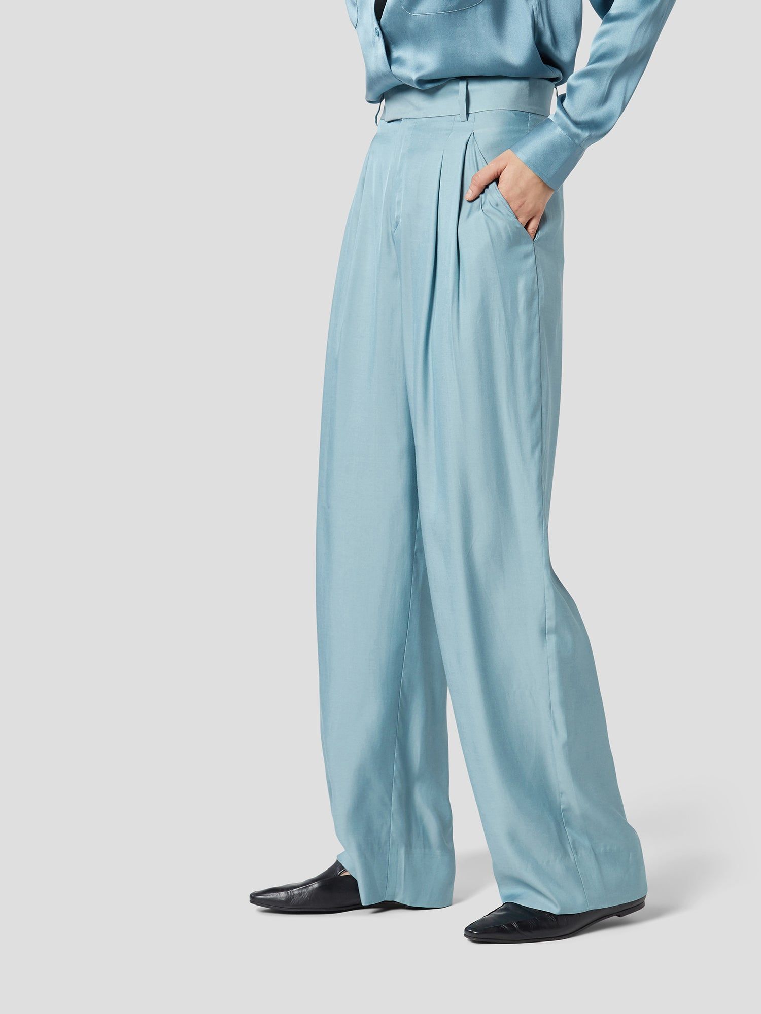 HOLLIE TROUSER sold by Equipment product image thumbnail 4