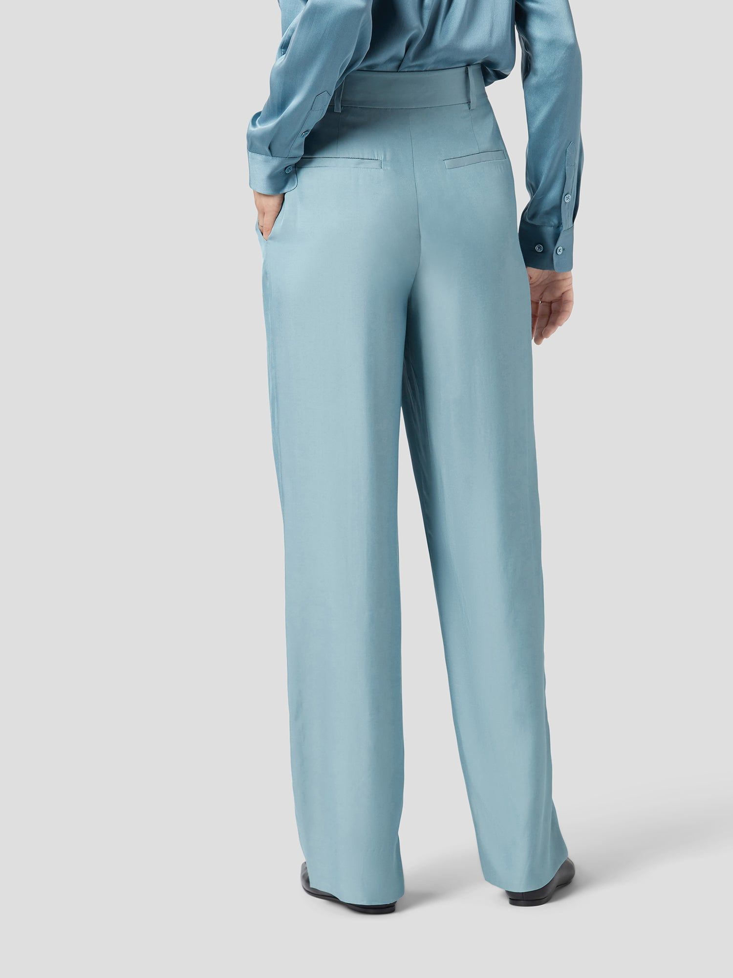 HOLLIE TROUSER sold by Equipment product image thumbnail 5