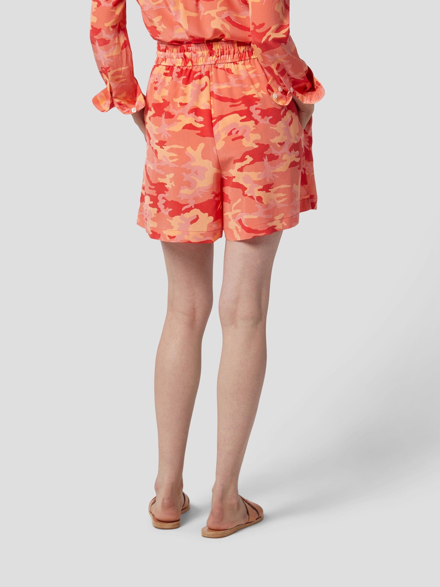 NIMMA SILK SHORT sold by Equipment product image thumbnail 4