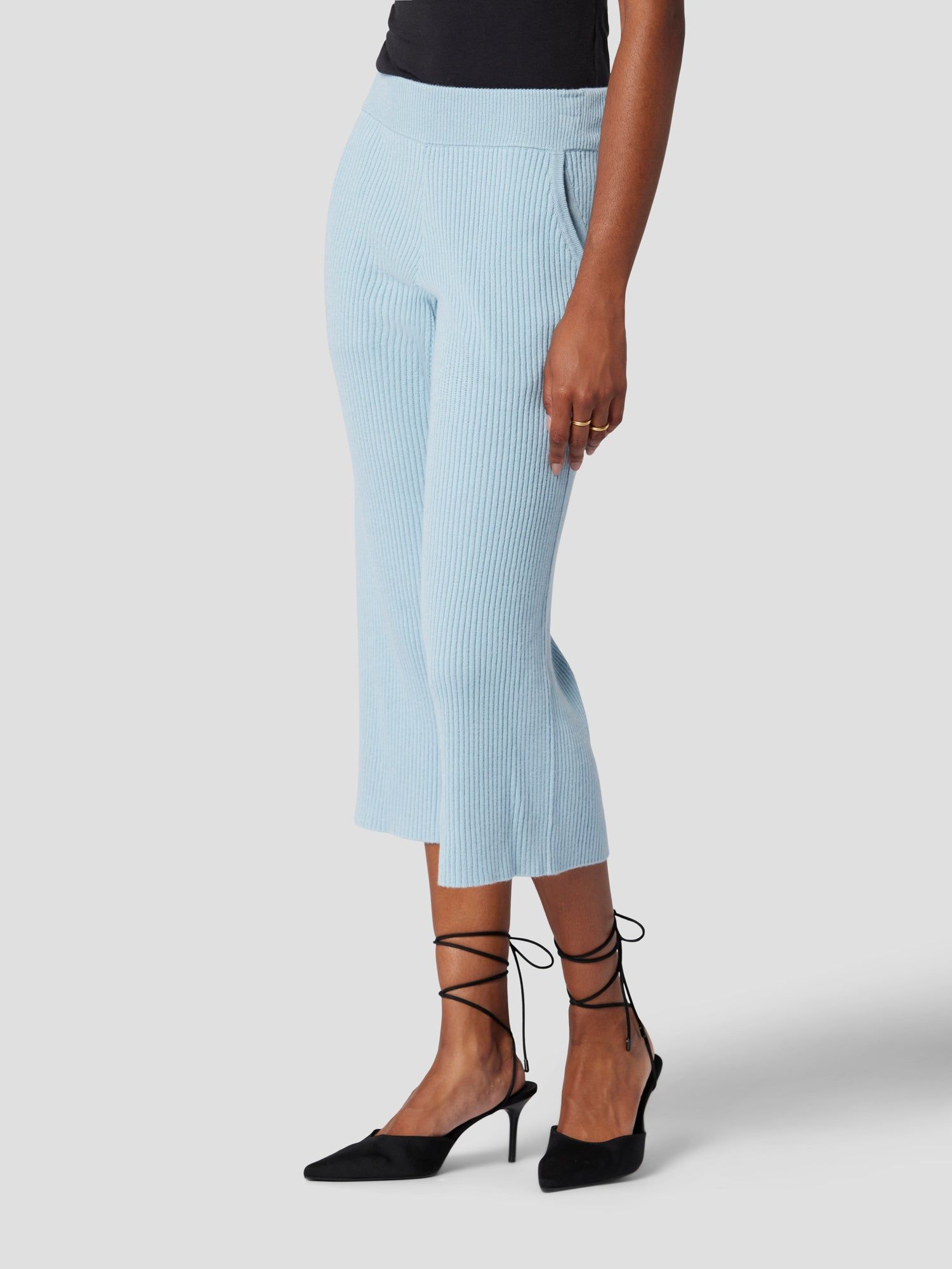 ARIELA SHORT sold by Equipment product image thumbnail 4