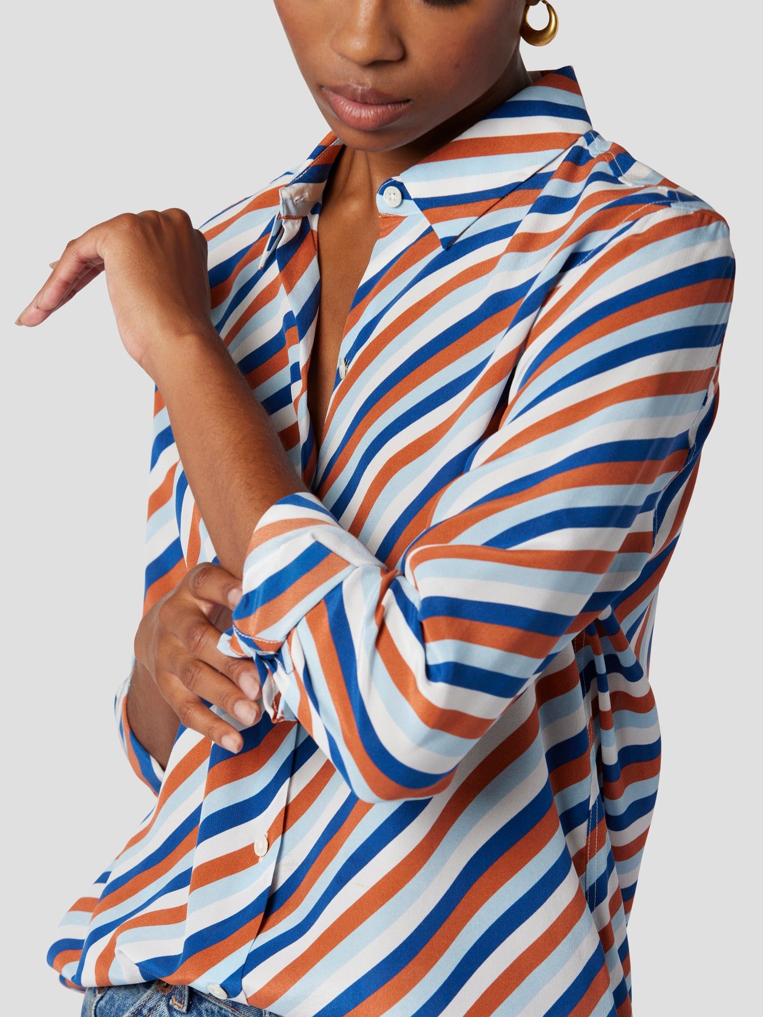 ESSENTIAL SILK SHIRT sold by Equipment product image thumbnail 3