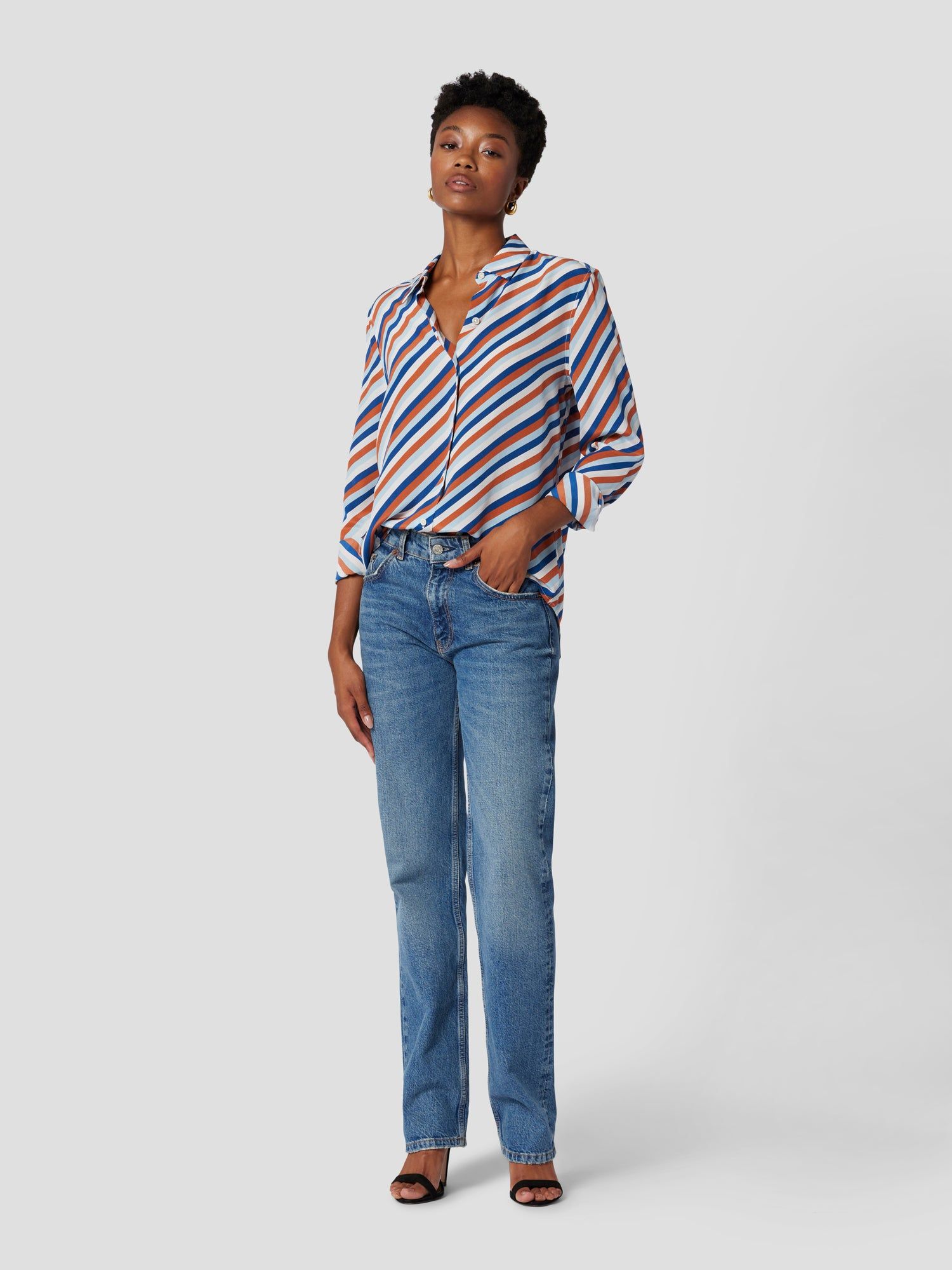 ESSENTIAL SILK SHIRT sold by Equipment product image thumbnail 2