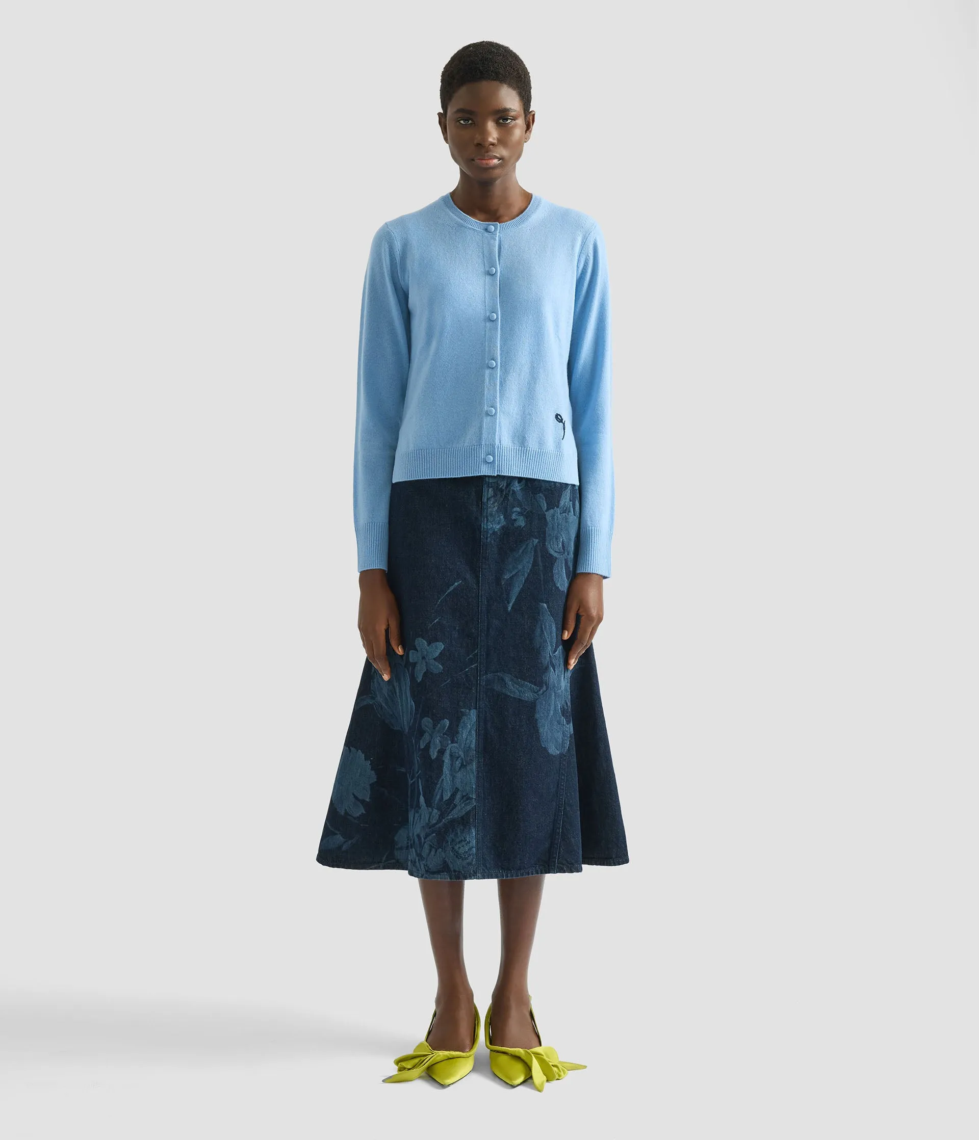 Cashmere Crew Neck Cardigan sold by ERDEM product image thumbnail 4