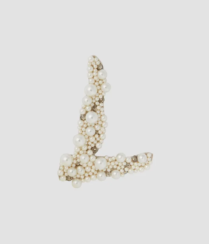 Pearl Alphabet Brooch L made by ERDEM