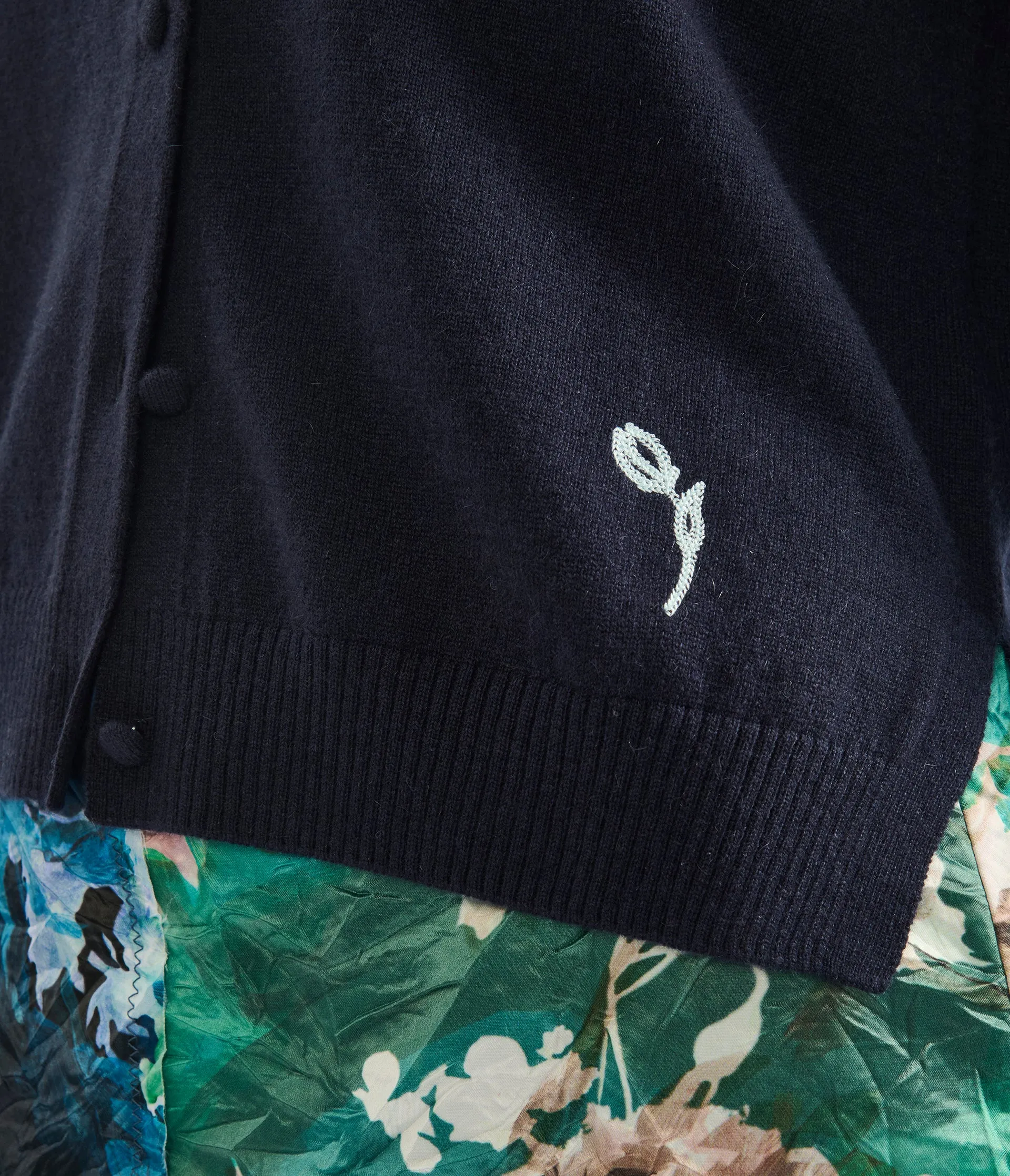 Cashmere Crew Neck Cardigan sold by ERDEM product image thumbnail 5