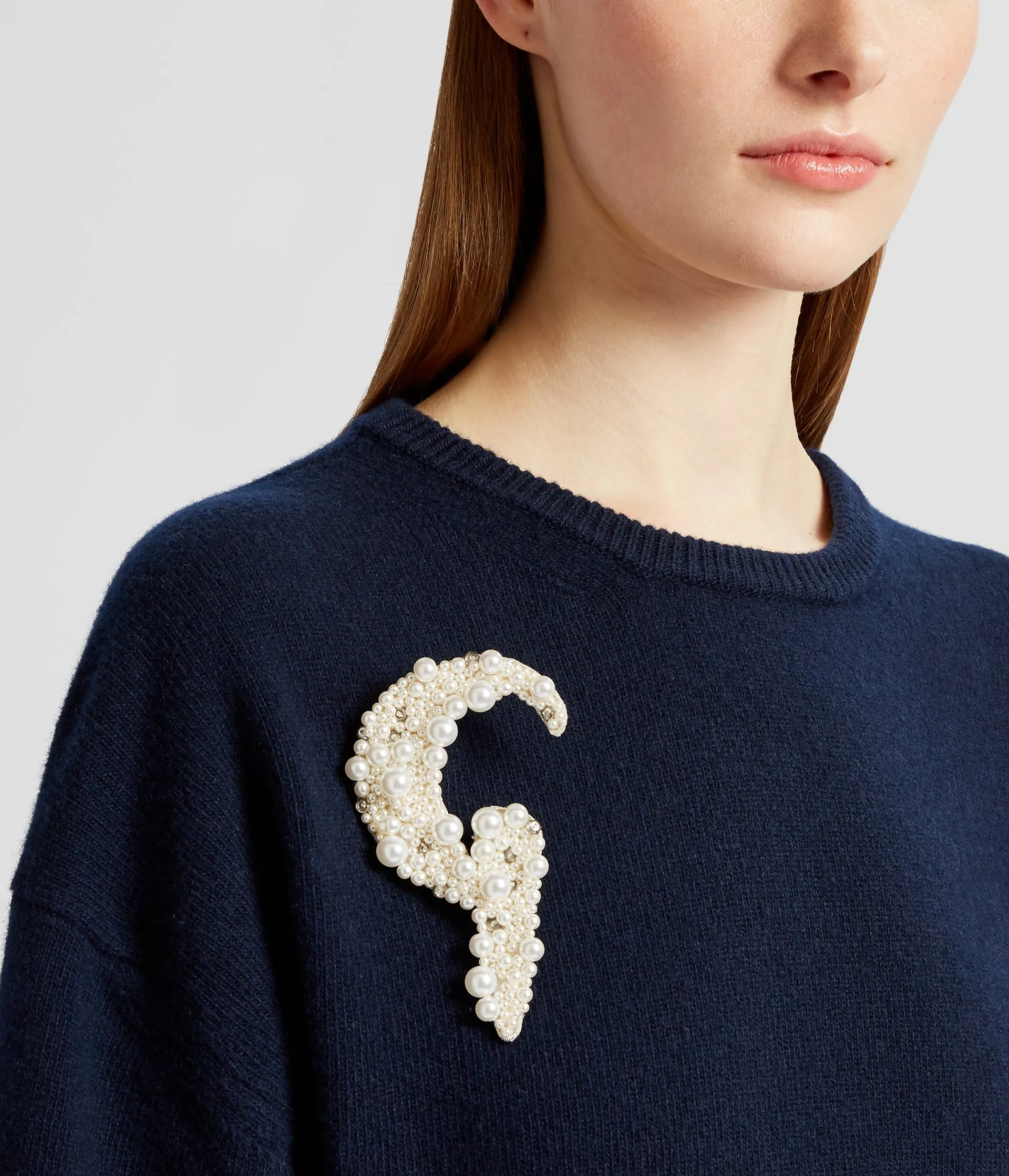 Pearl Alphabet Brooch G sold by ERDEM product image thumbnail 2