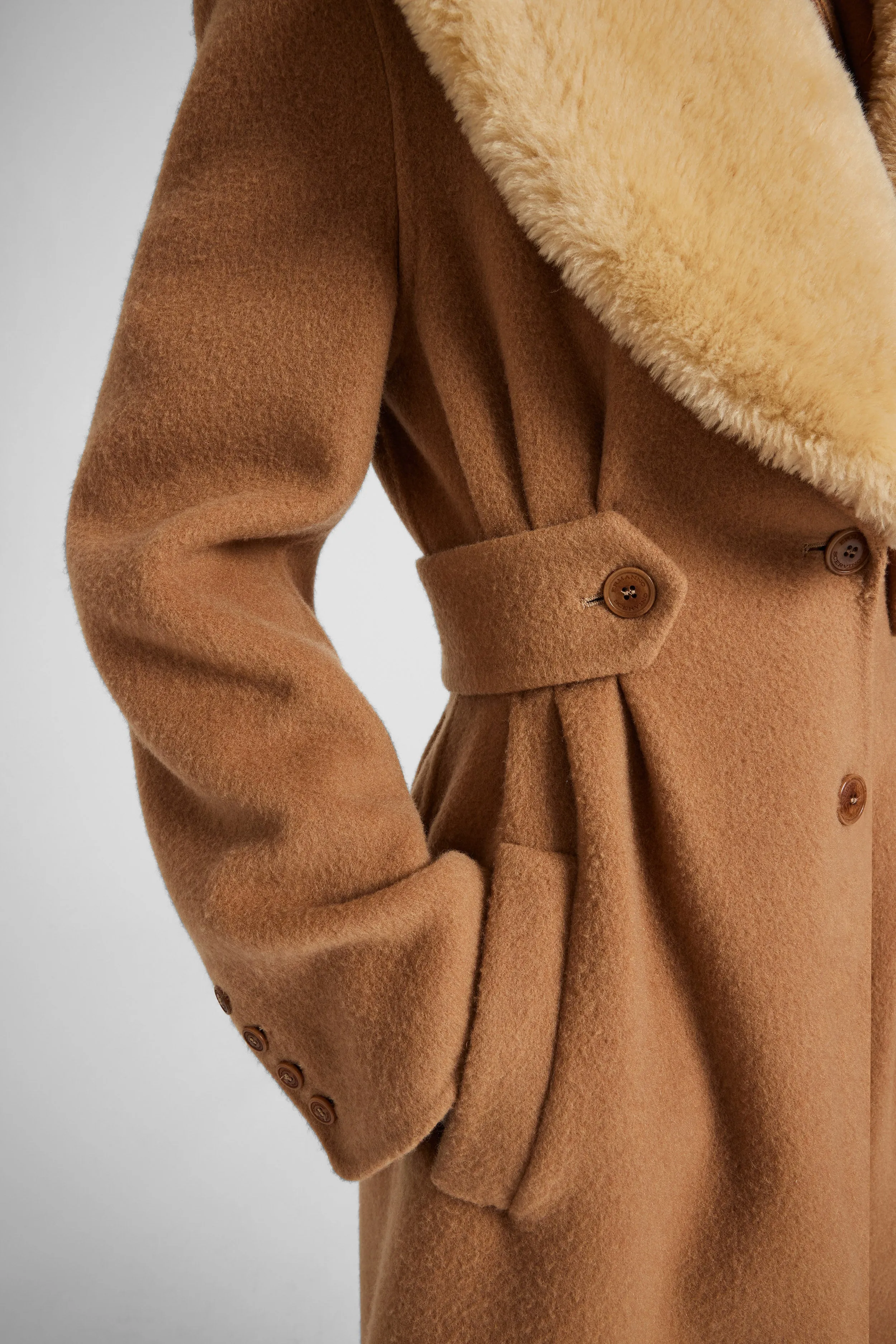 Long oversize coat in a blend of wool, virgin wool, and cashmere with alpaca fur lapel sold by Ermanno Scervino product image thumbnail 3