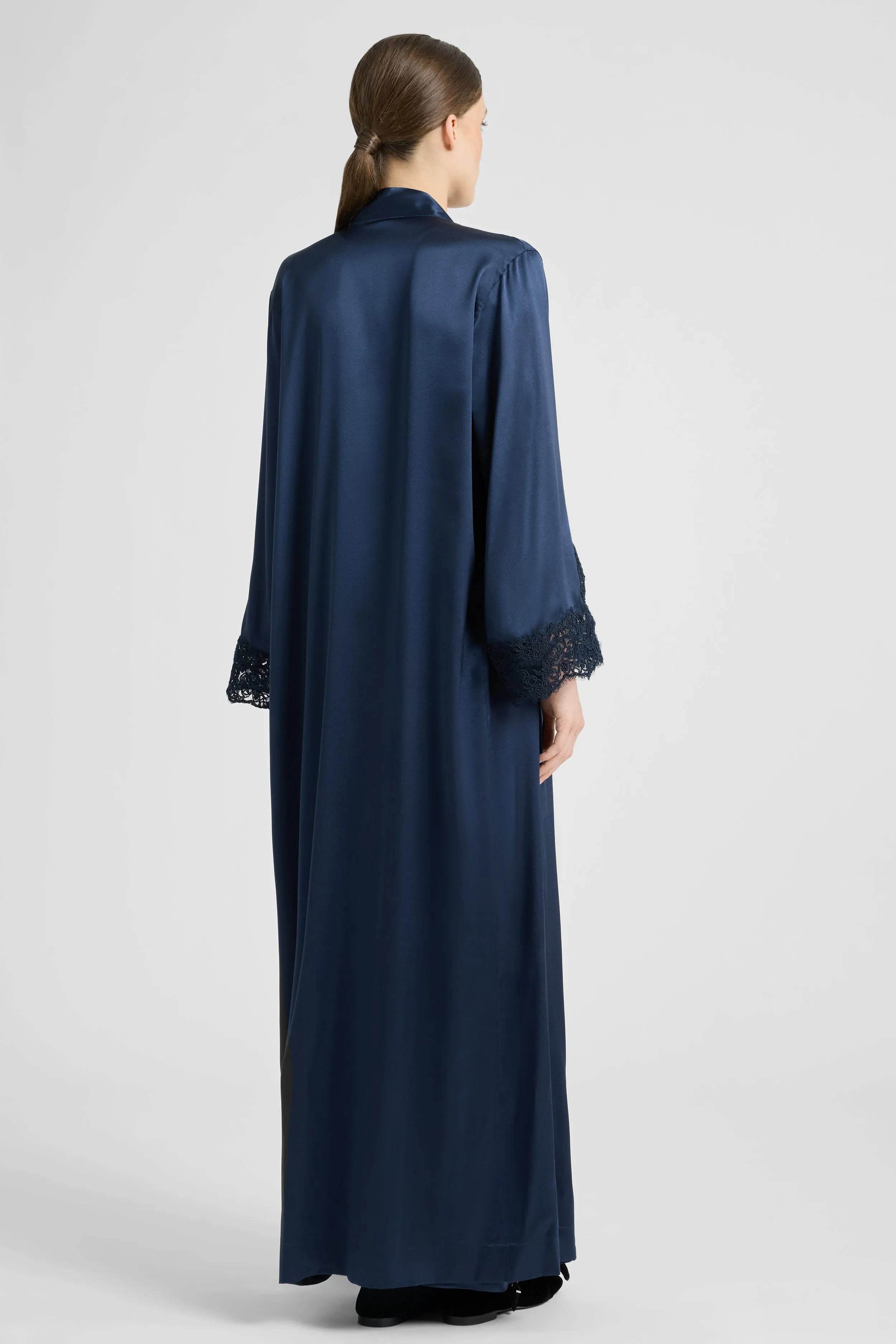 Stretch silk kimono with rebrodé lace sold by Ermanno Scervino product image thumbnail 5