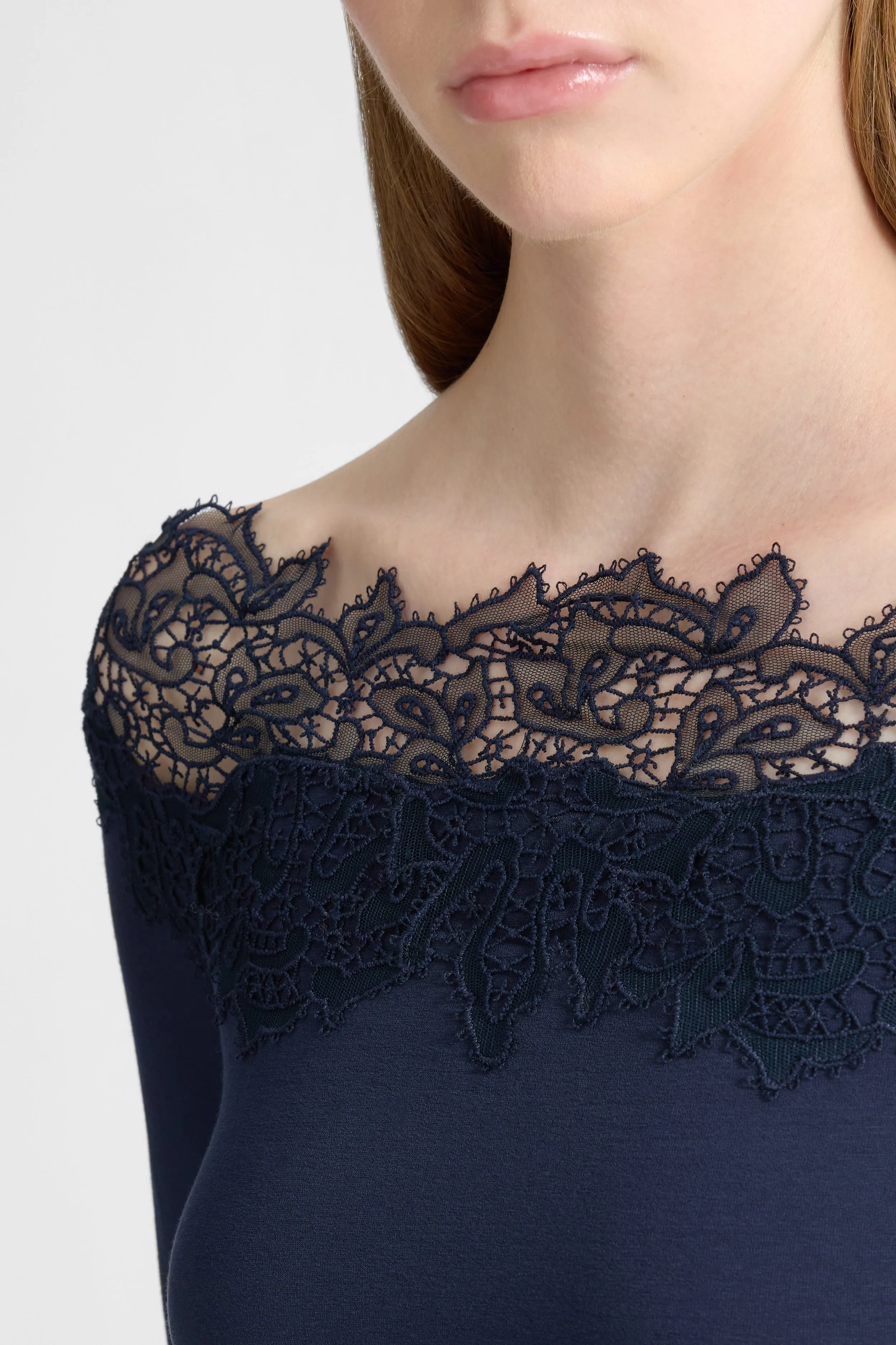 Crêpe jersey top with macramé lace and cut-out tulle inserts sold by Ermanno Scervino product image thumbnail 4