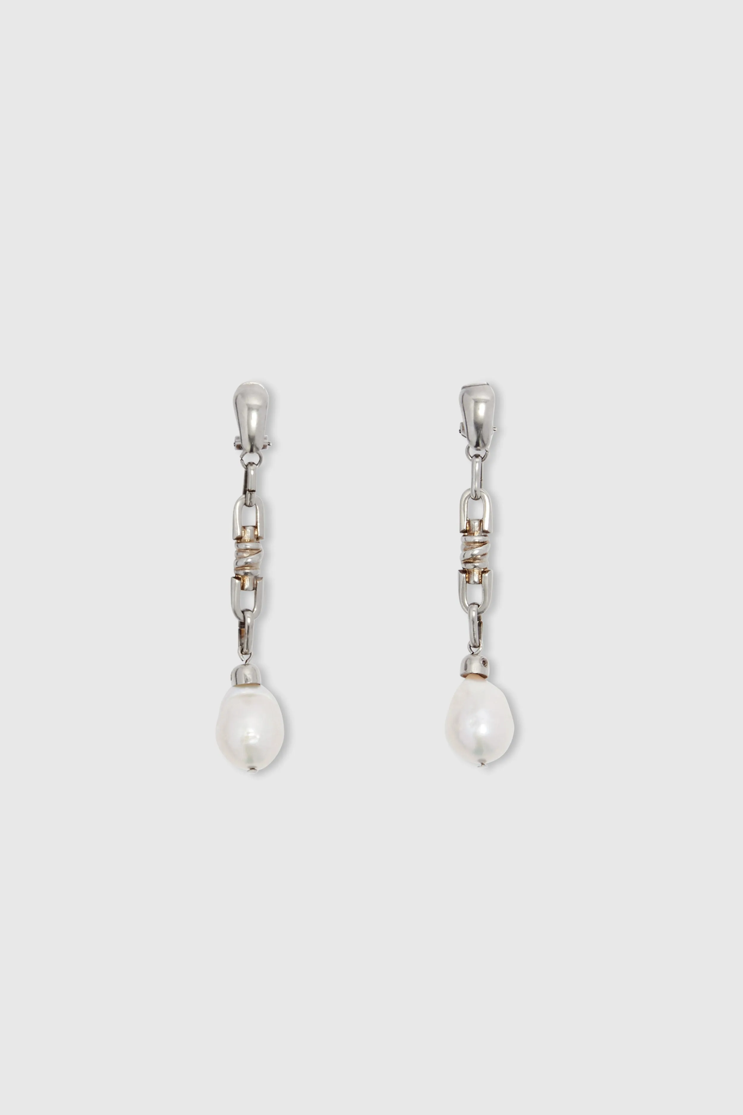 Dangling earrings with knot and freshwater pearls silver tone sold by Ermanno Scervino