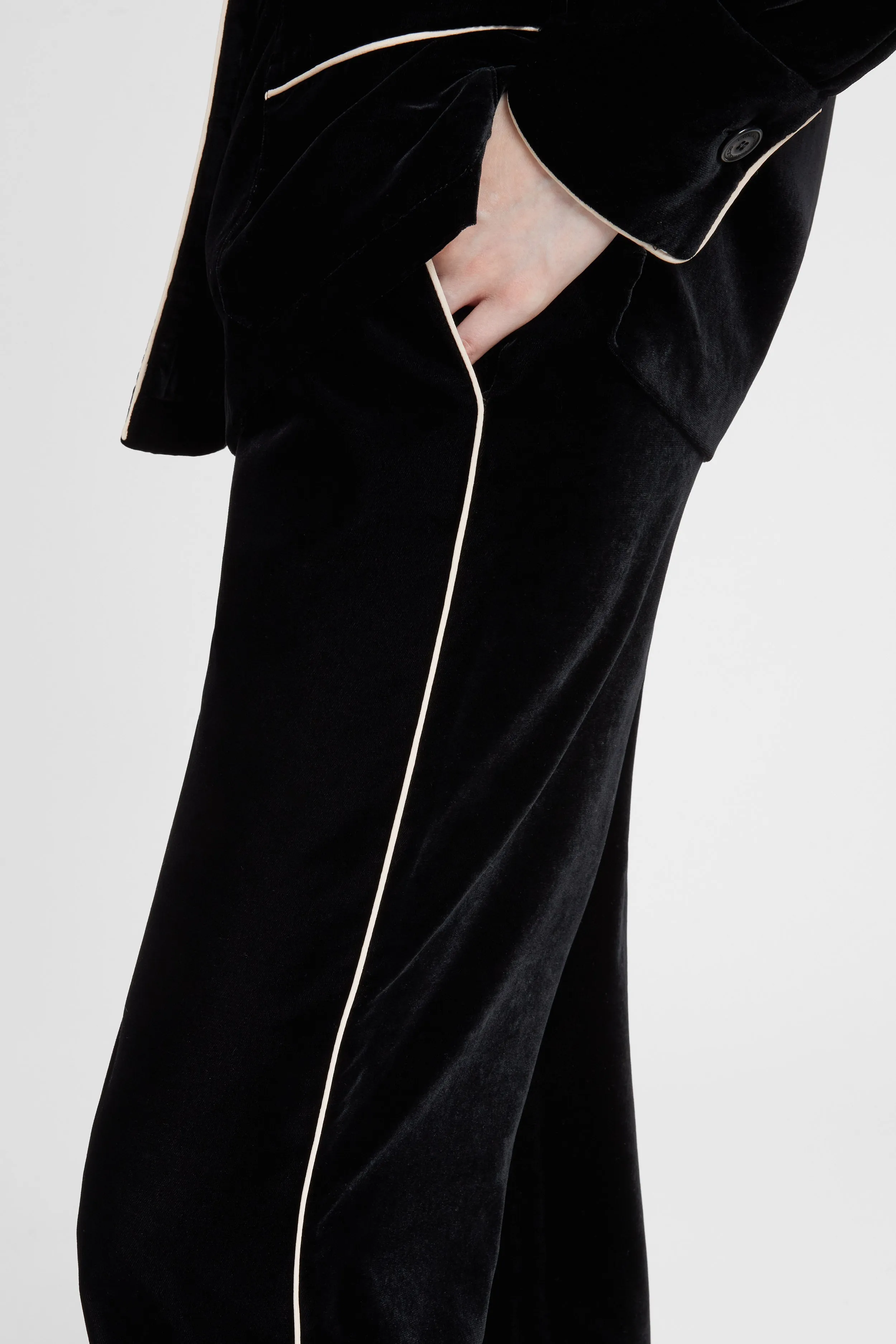 Palazzo pants in velvet with contrast piping sold by Ermanno Scervino product image thumbnail 3