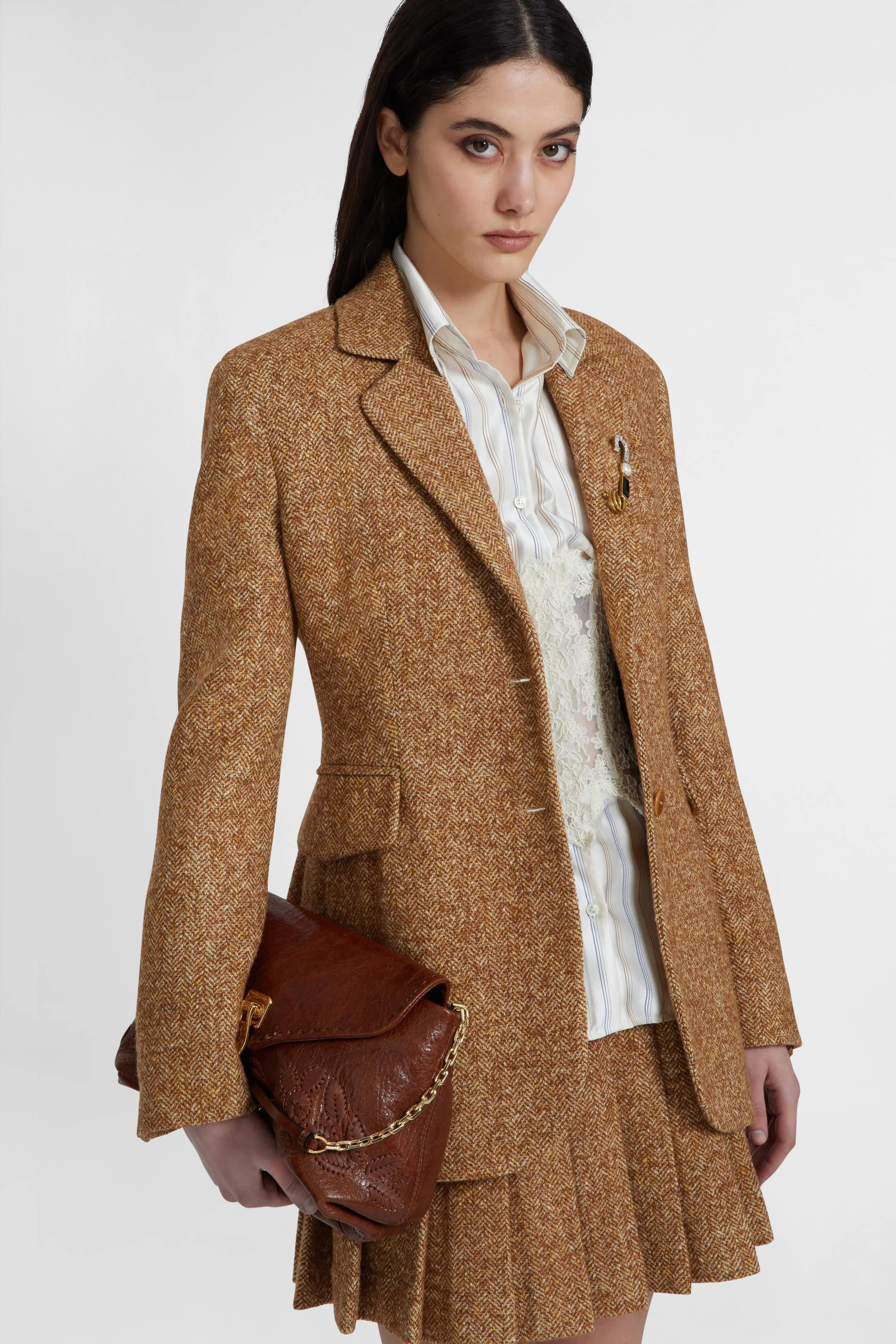 Single-breasted jacket in a blend of virgin wool and silk with a herringbone pattern sold by Ermanno Scervino product image thumbnail 3