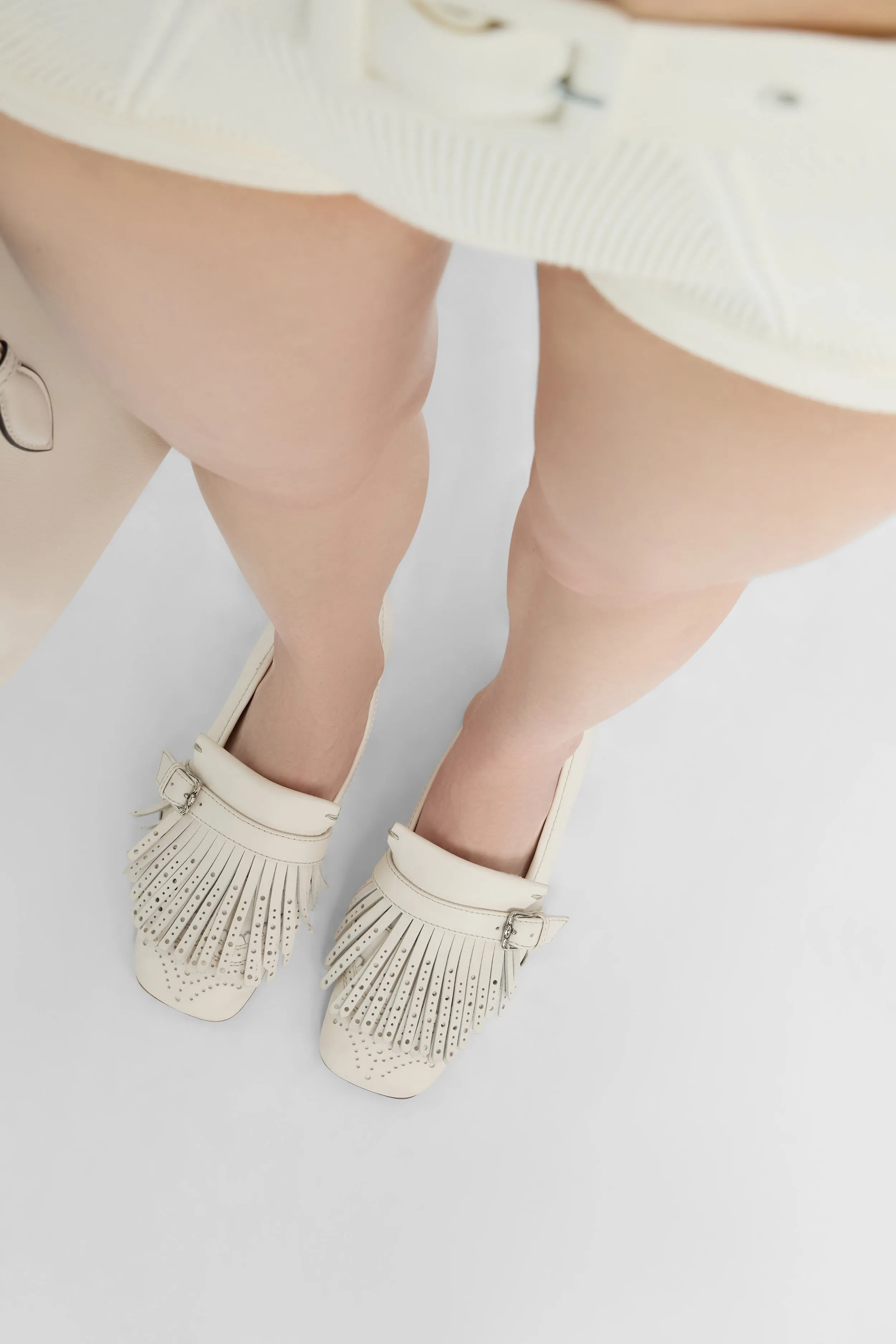 Fringed ballerina with daisy buckle sold by Ermanno Scervino product image thumbnail 2