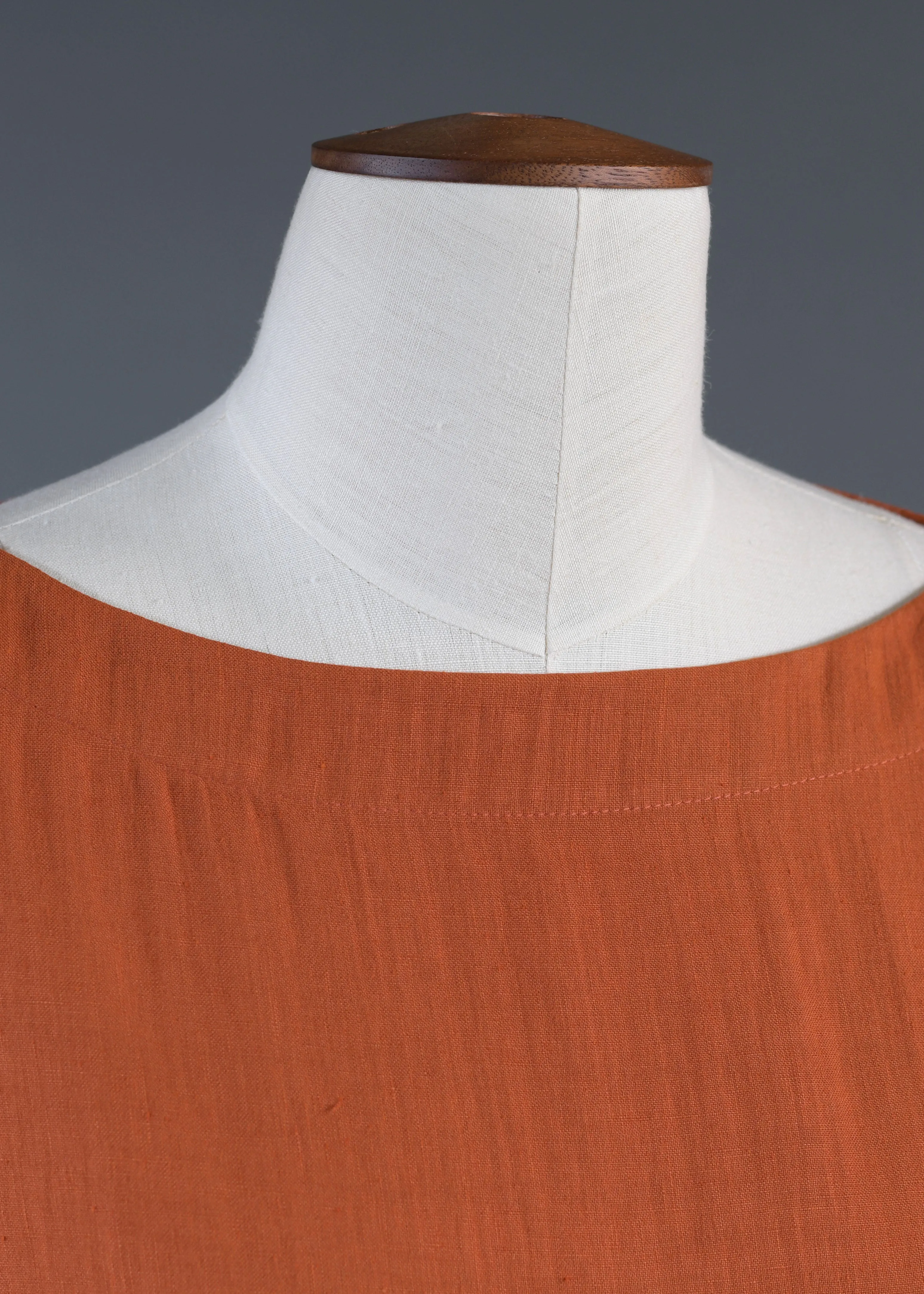 linen angle-to-front 3/4 sleeve scoop neck tunic - long in burntorange sold by eskandar product image thumbnail 3