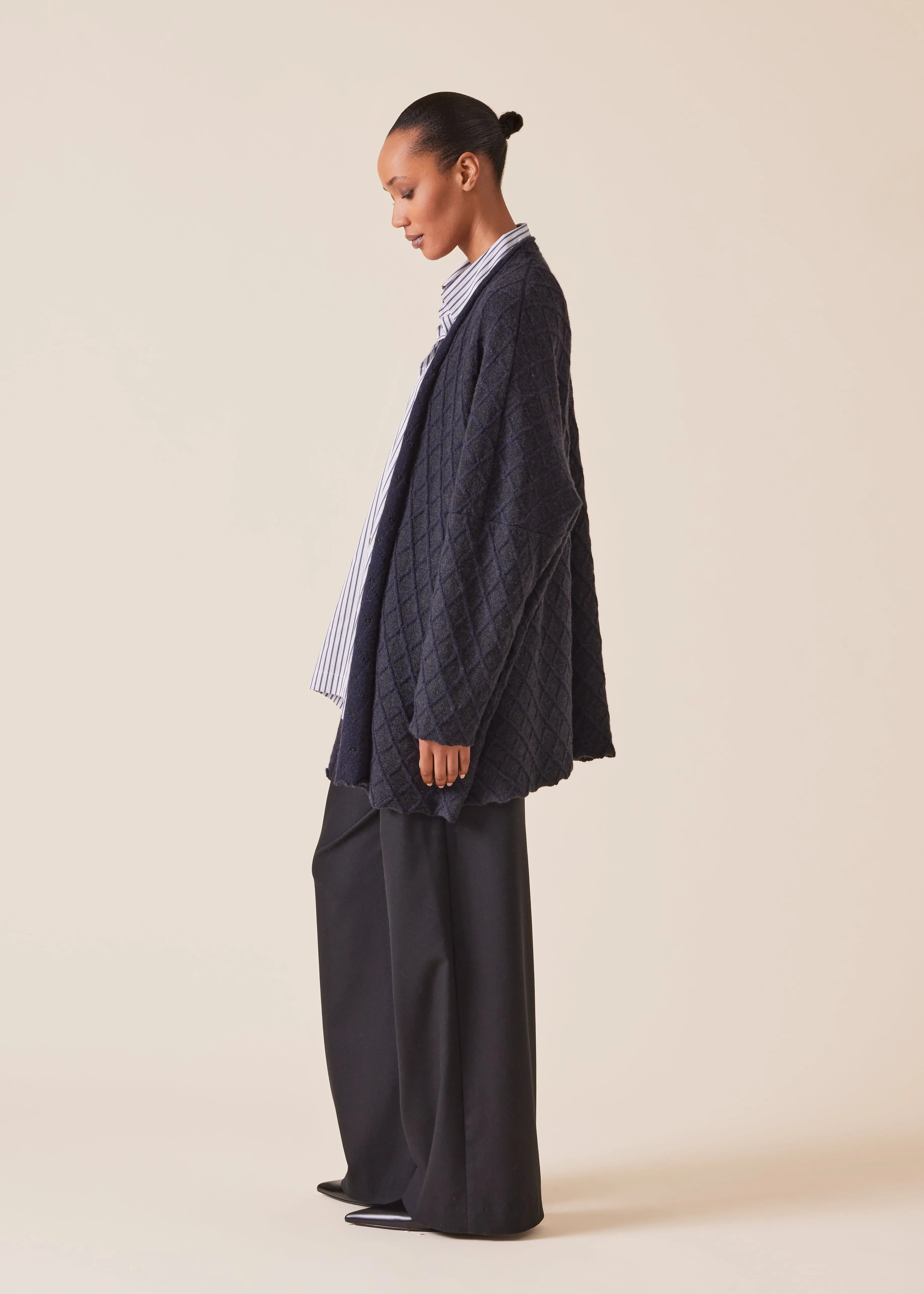 cashmere open cardigan - long (coal/navy) sold by eskandar product image thumbnail 3