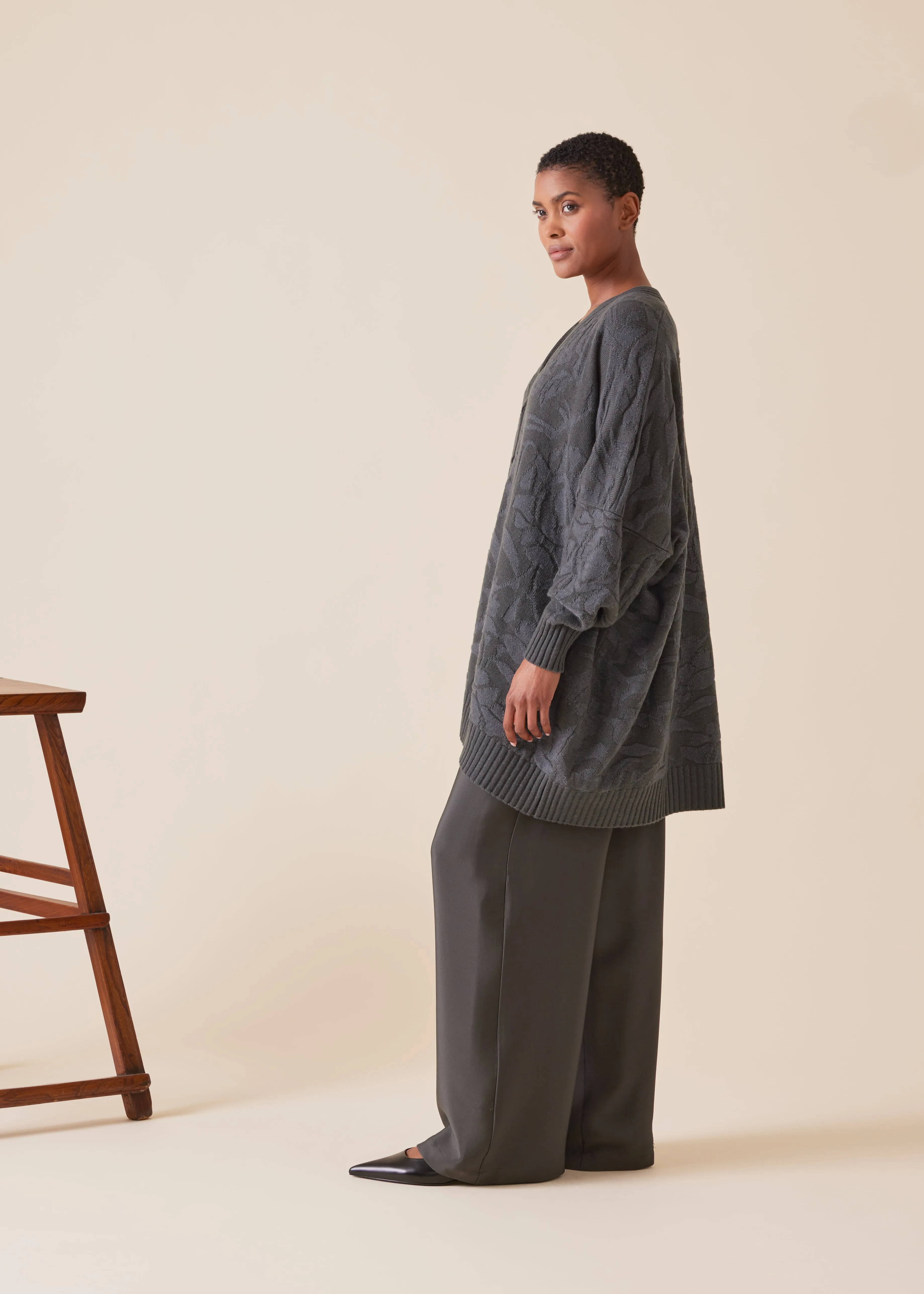 cashmere wide V-neck cardigan - long plus sold by eskandar product image thumbnail 3