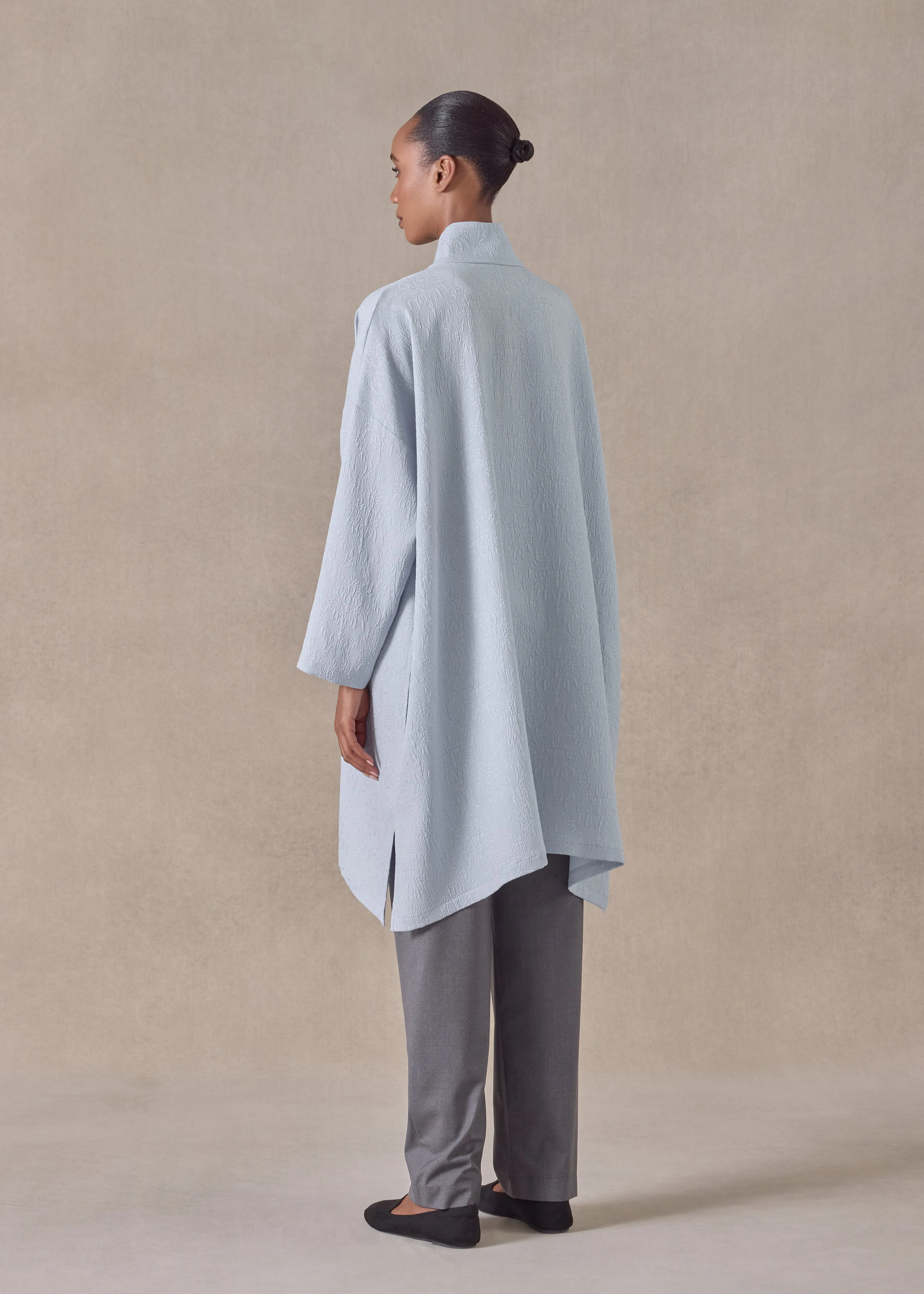 silk wide a-line shirt with chinese collar - very long with slits (bridgertonblue) sold by eskandar product image thumbnail 4