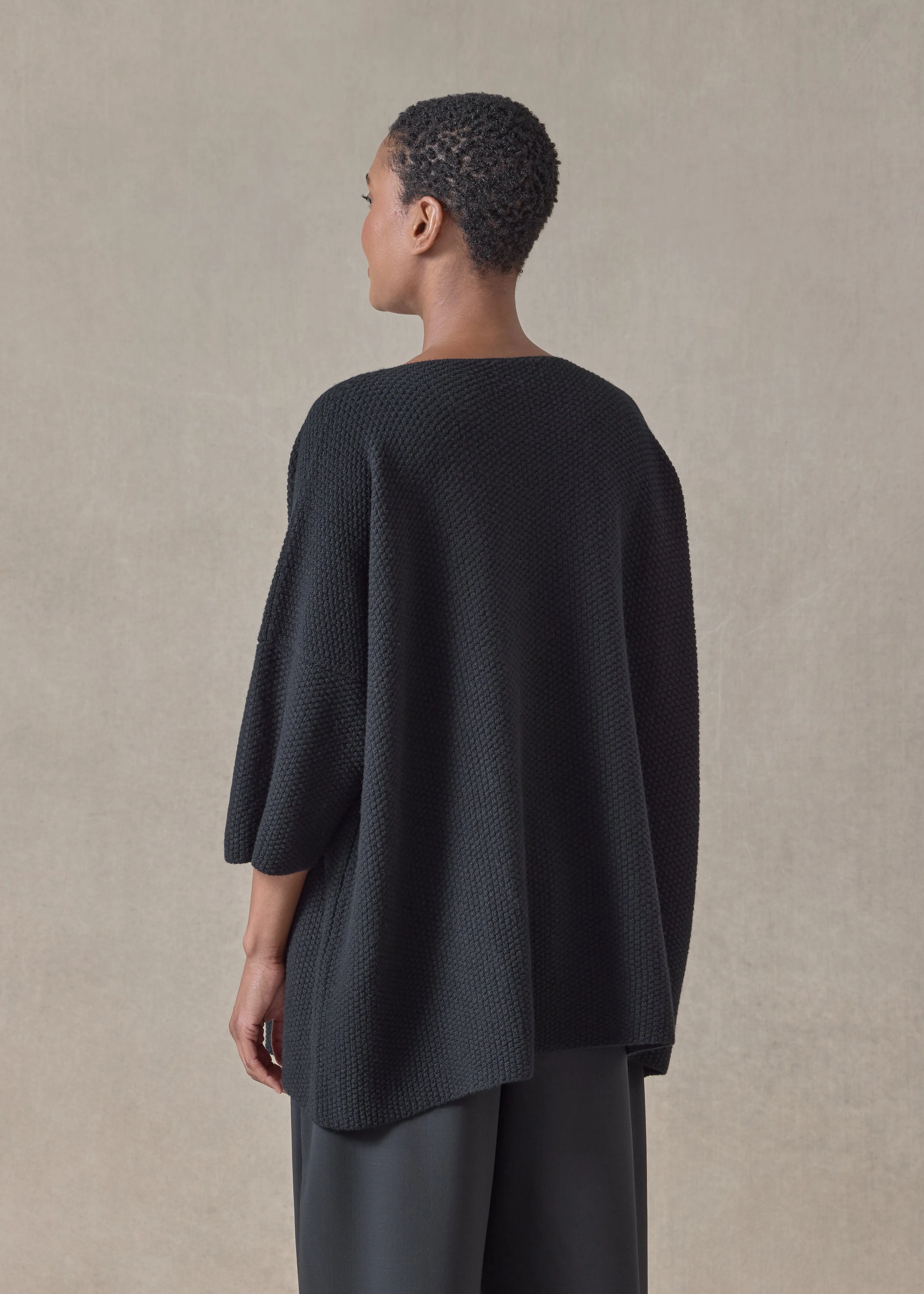 cashmere square 3/4 sleeve top - long (black) sold by eskandar product image thumbnail 4