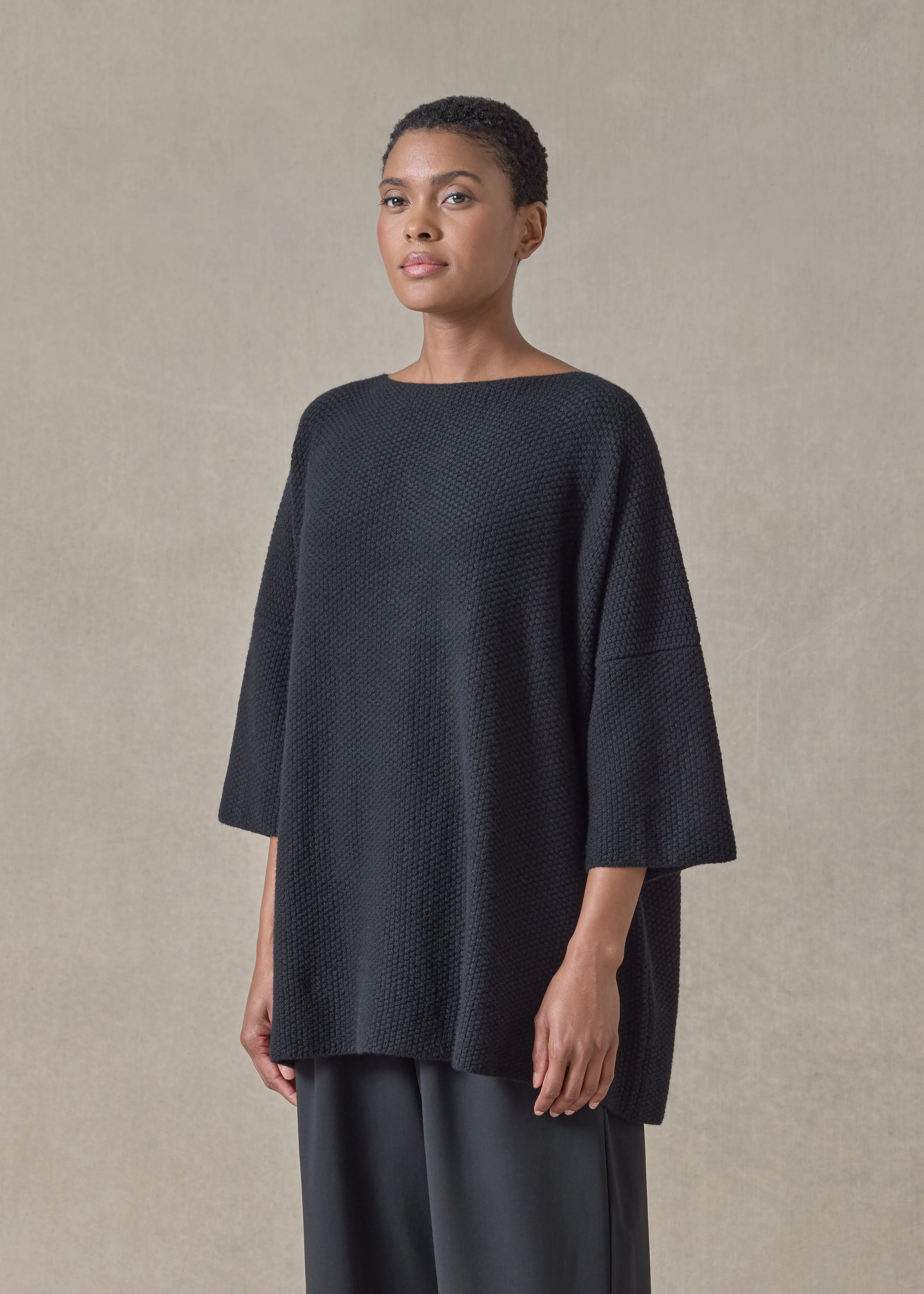 cashmere square 3/4 sleeve top - long (black) sold by eskandar product image thumbnail 2
