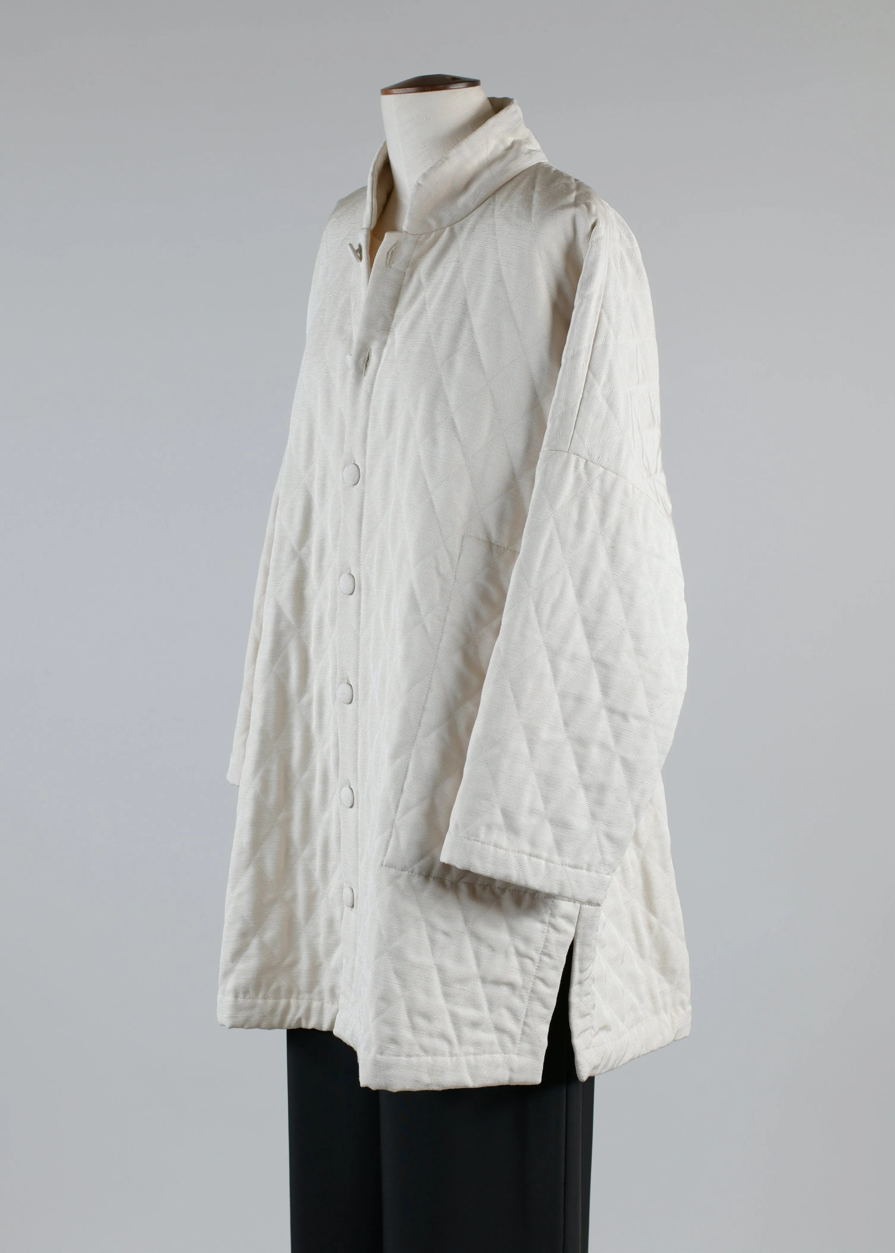 quilted silk imperial coat with chinese collar - long plus sold by eskandar product image thumbnail 2