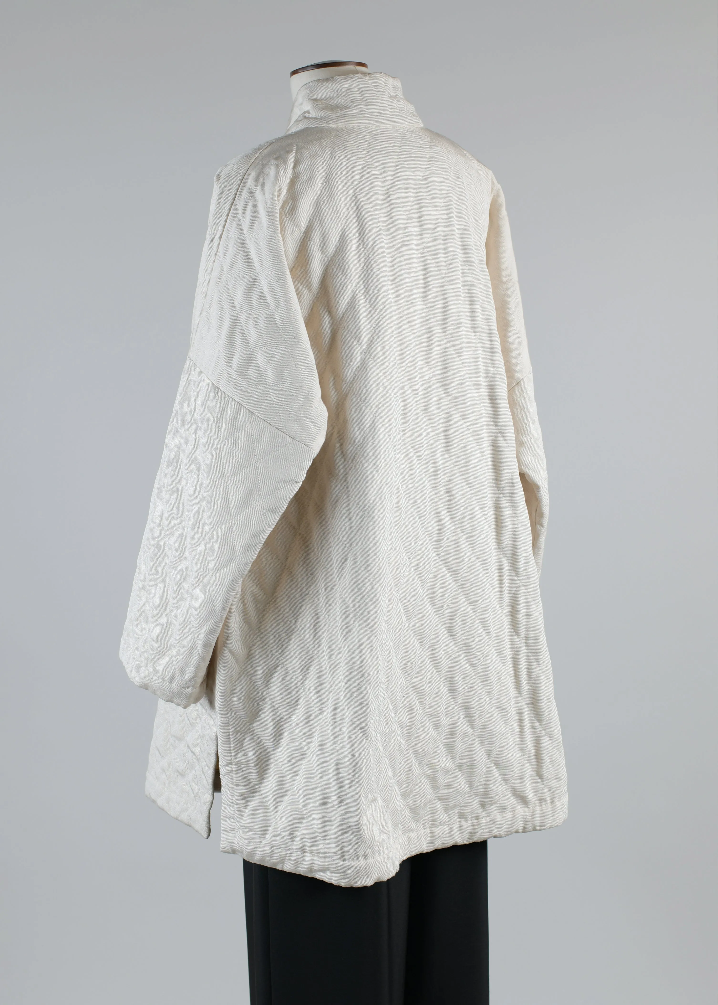 quilted silk imperial coat with chinese collar - long plus sold by eskandar product image thumbnail 3