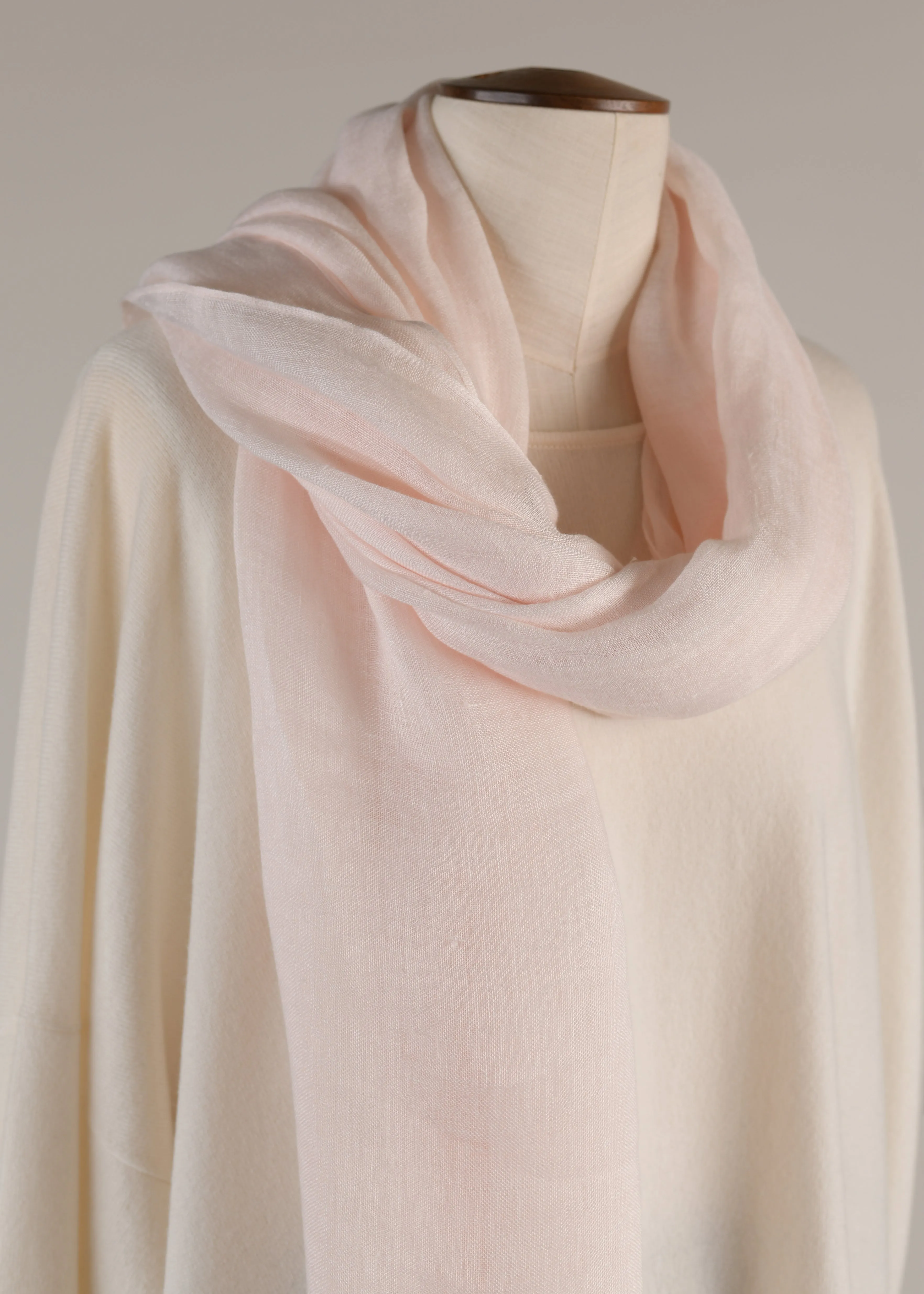 linen shawl sold by eskandar product image thumbnail 3