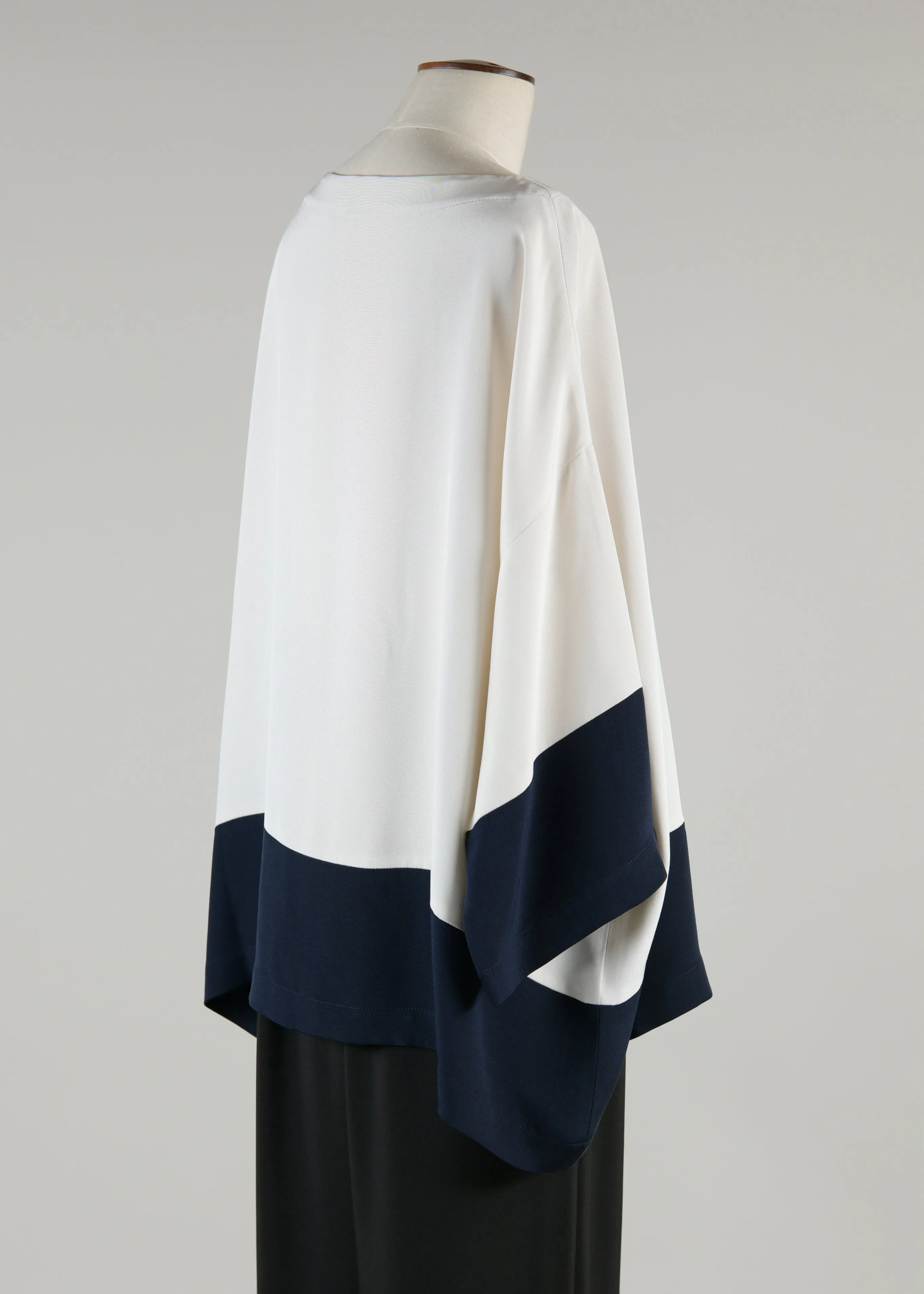 3/4 sleeve bateau neck tunic - long sold by eskandar product image thumbnail 3