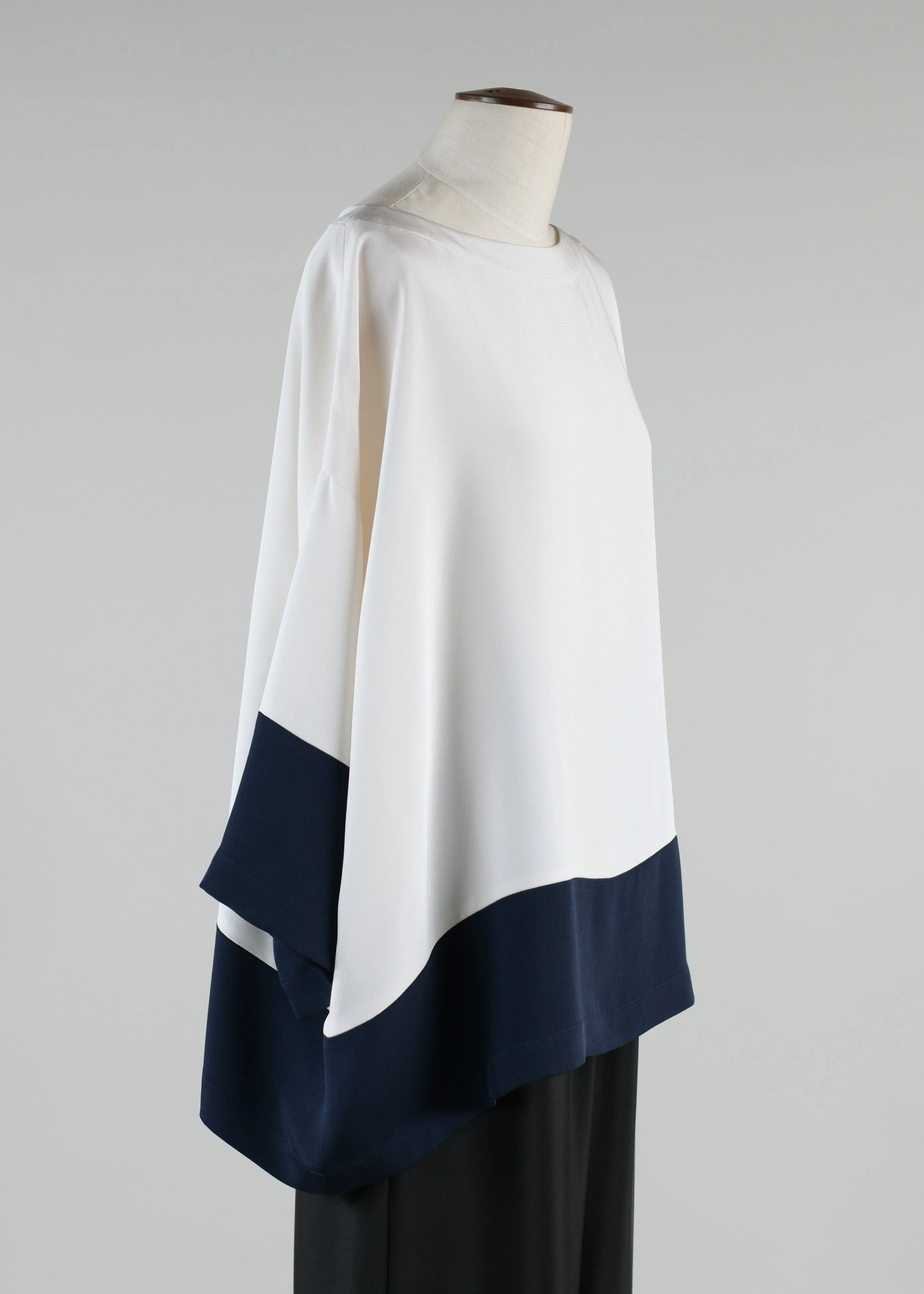 3/4 sleeve bateau neck tunic - long sold by eskandar product image thumbnail 2