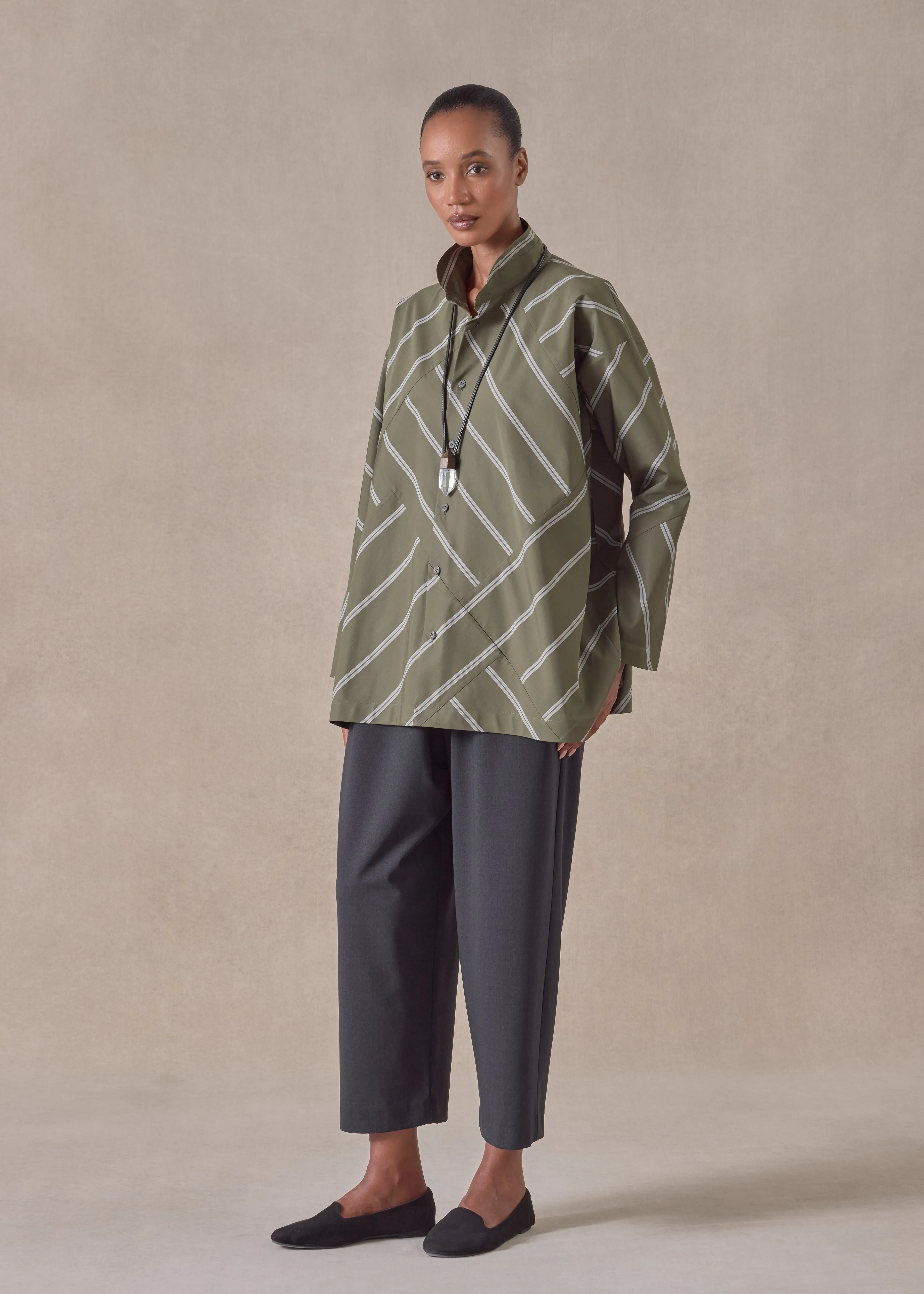 cotton slim a-line double stand collar patchwork shirt with stepped insert (olive) sold by eskandar