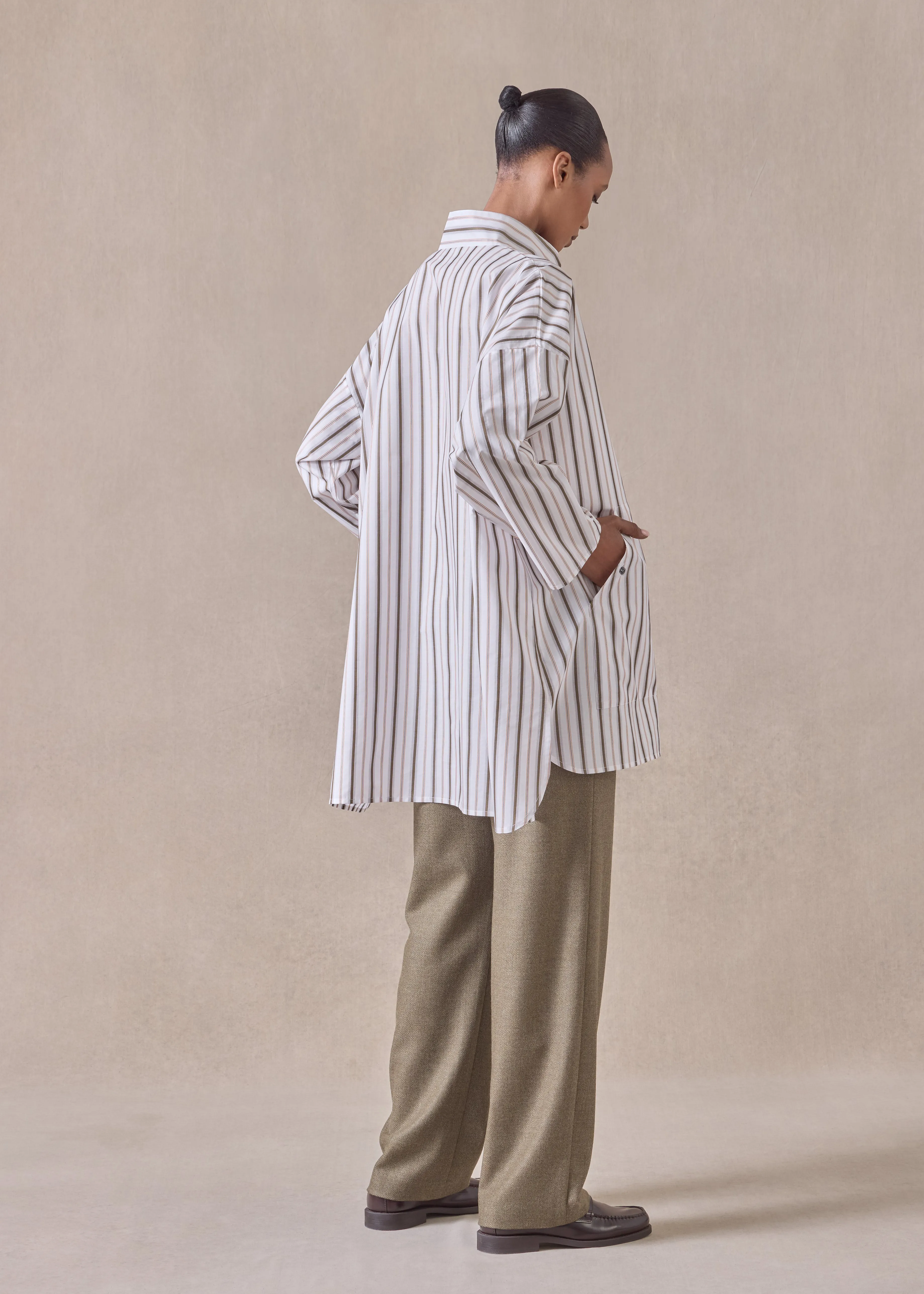 cotton sloped shoulder wide a-line artists smock with pleated collar - long plus (oliveorange) sold by eskandar product image thumbnail 4