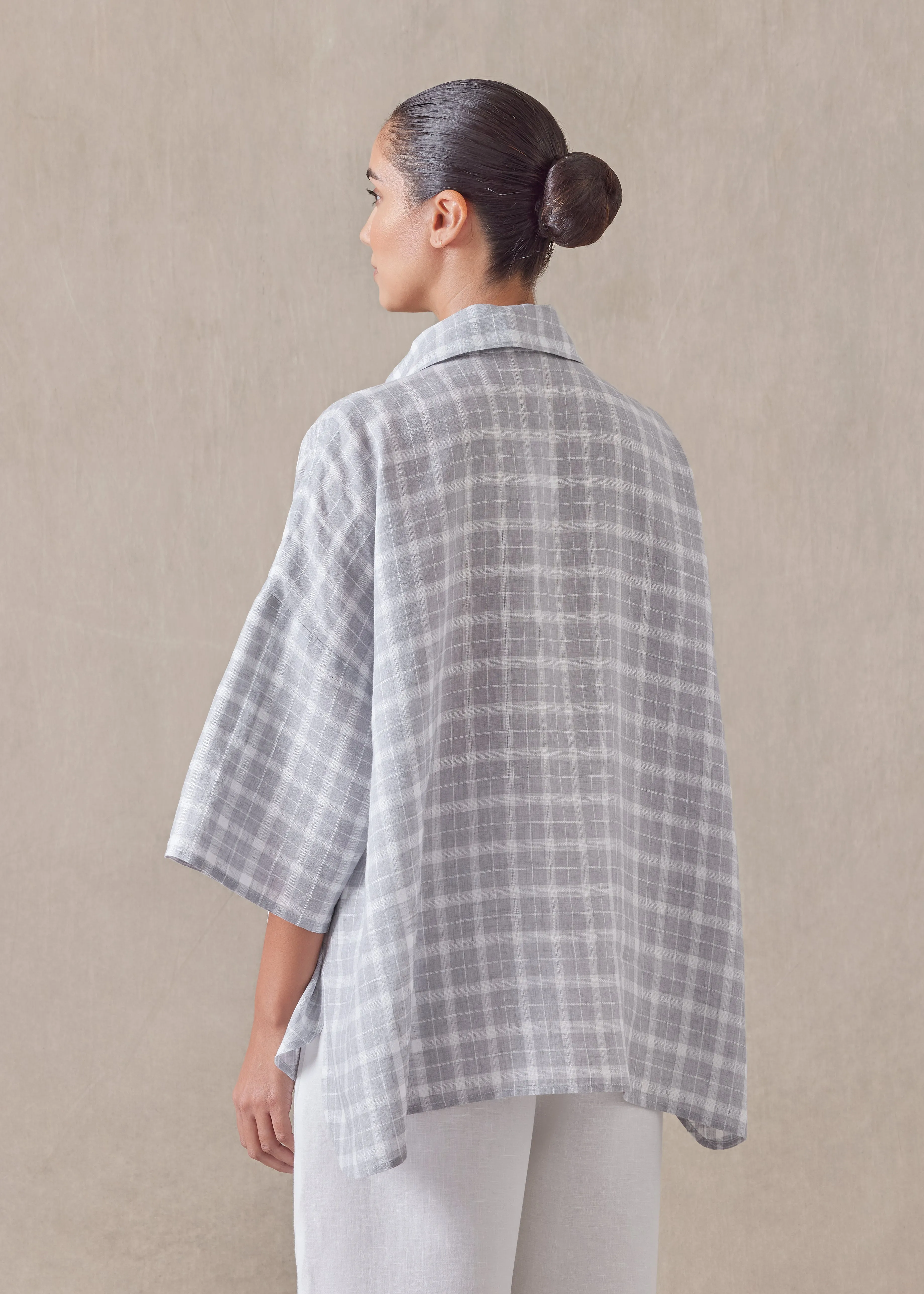 linen sloped shoulder wide a-line short sleeve shirt with collar - mid sold by eskandar product image thumbnail 4