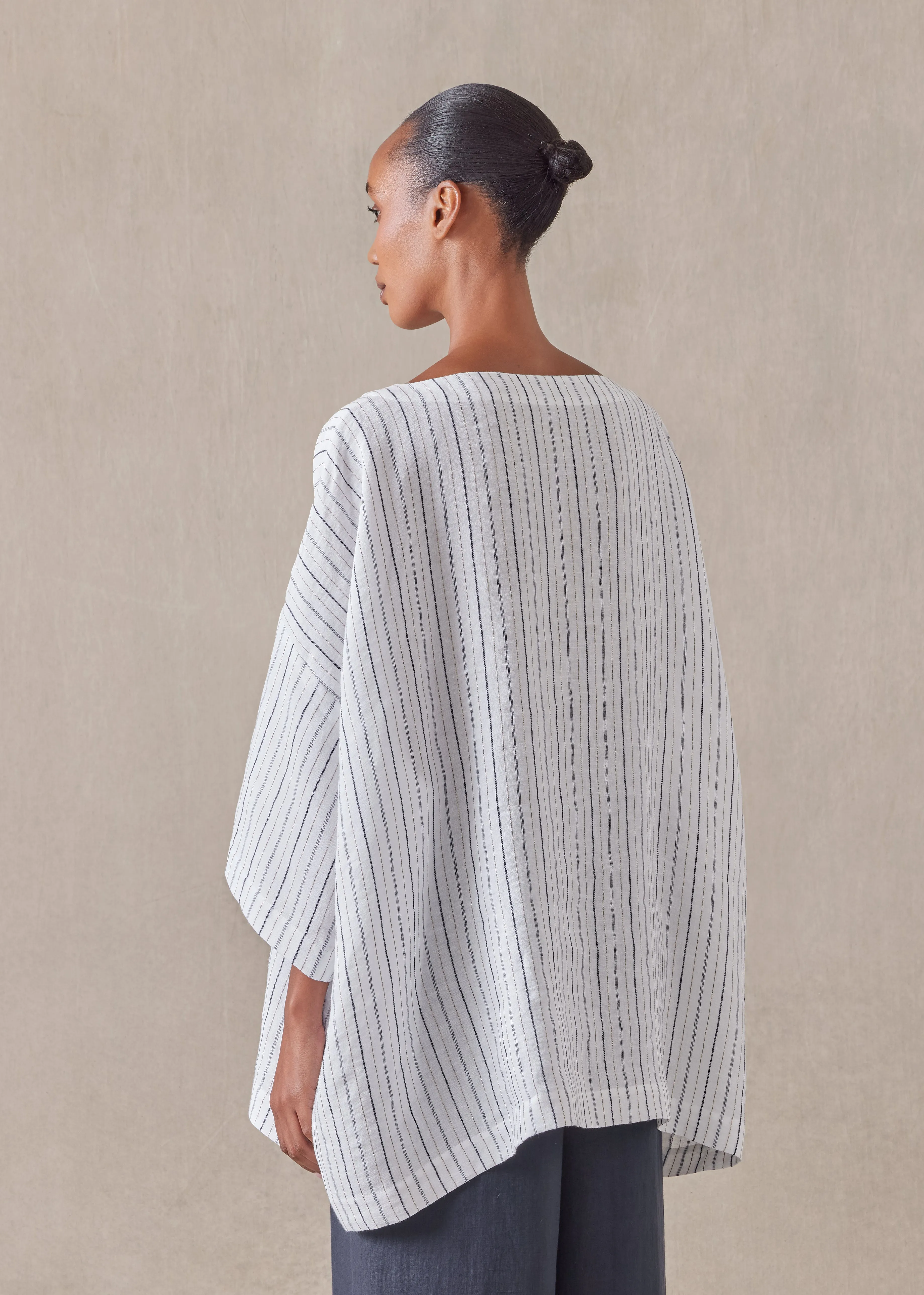 linen 3/4 sleeve scoop neck tunic - long sold by eskandar product image thumbnail 4