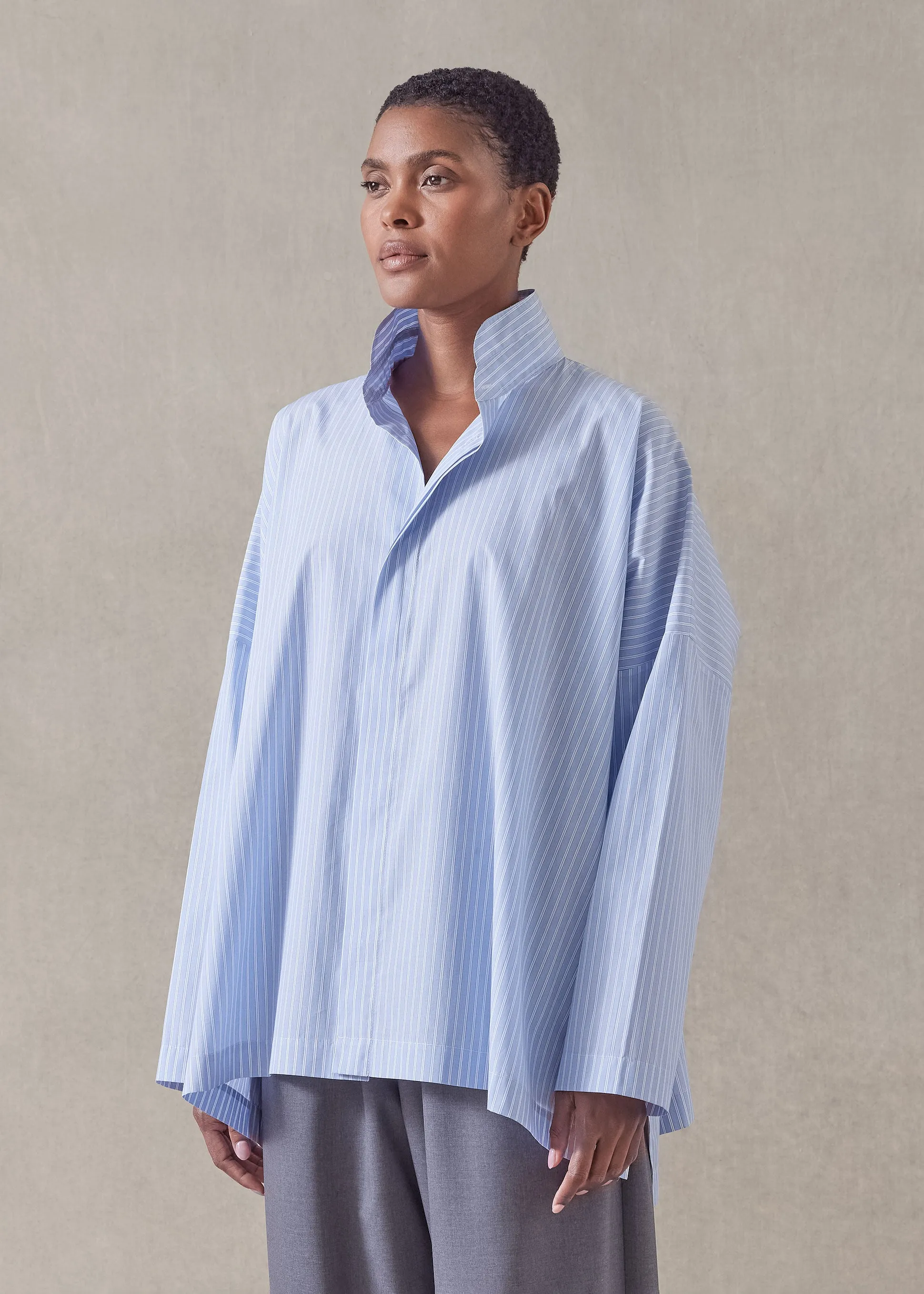 cotton wide longer back double stand collar shirt - mid plus (bluewash) sold by eskandar product image thumbnail 3