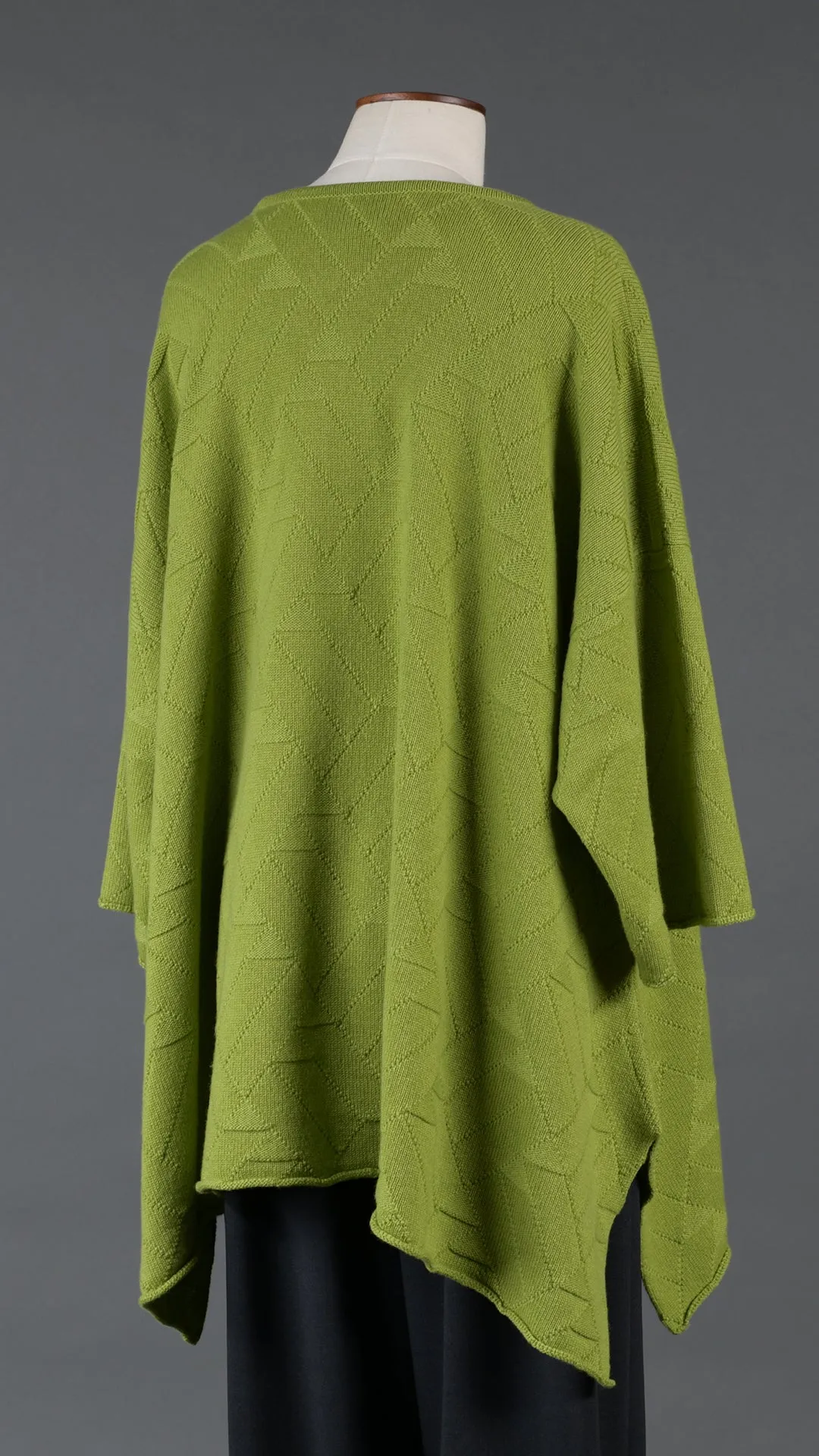 cashmere geometric diamonds 3/4 sleeve dps bateau neck sweater - mid plus sold by eskandar product image thumbnail 5